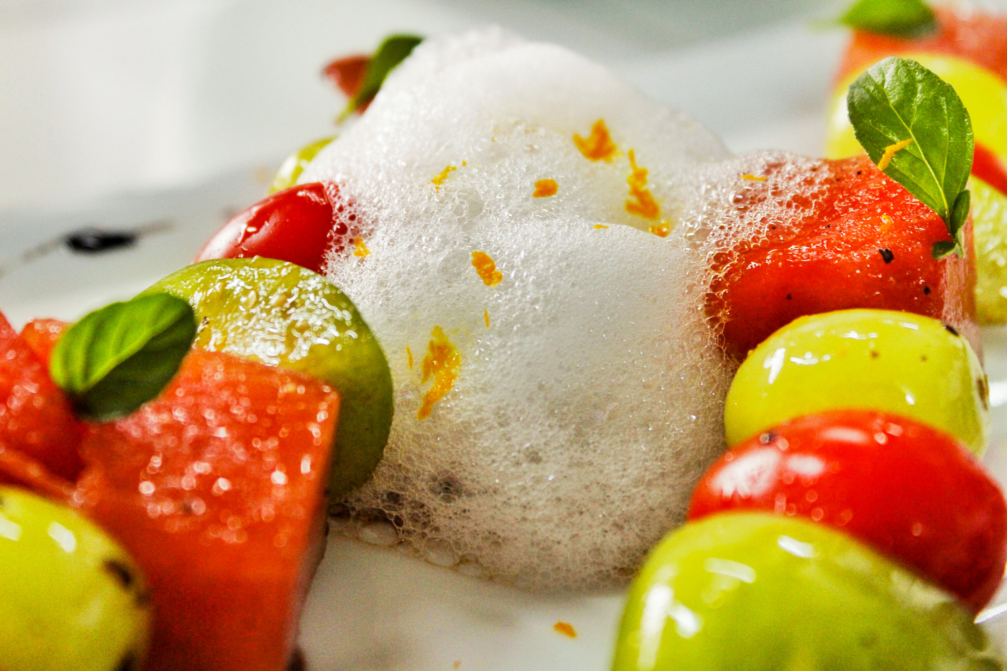 Canon EOS 650D (EOS Rebel T4i / EOS Kiss X6i) sample photo. Avant garde cuisine photography