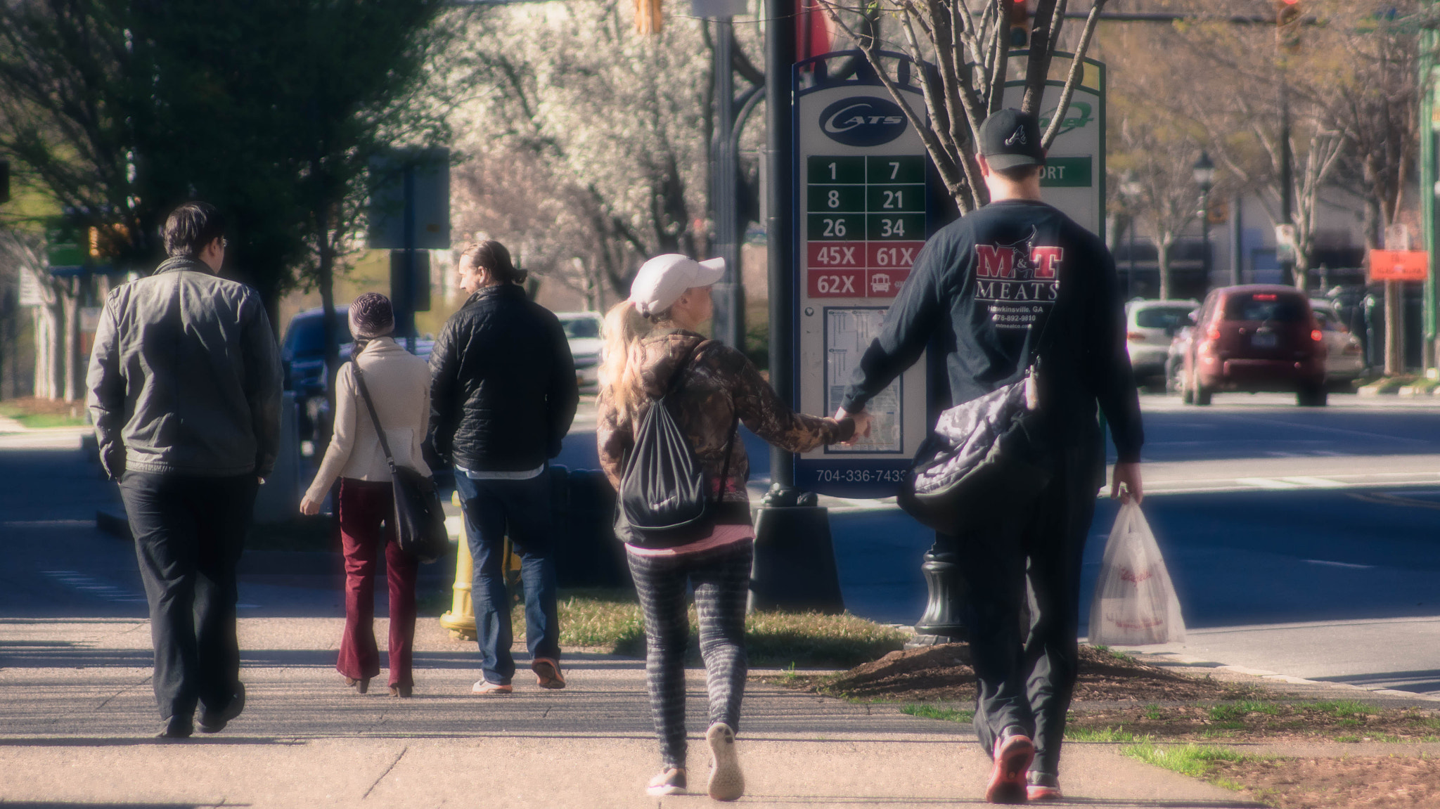 Sony SLT-A55 (SLT-A55V) + Sony 75-300mm F4.5-5.6 sample photo. Real men hold their woman's  hand lol photography