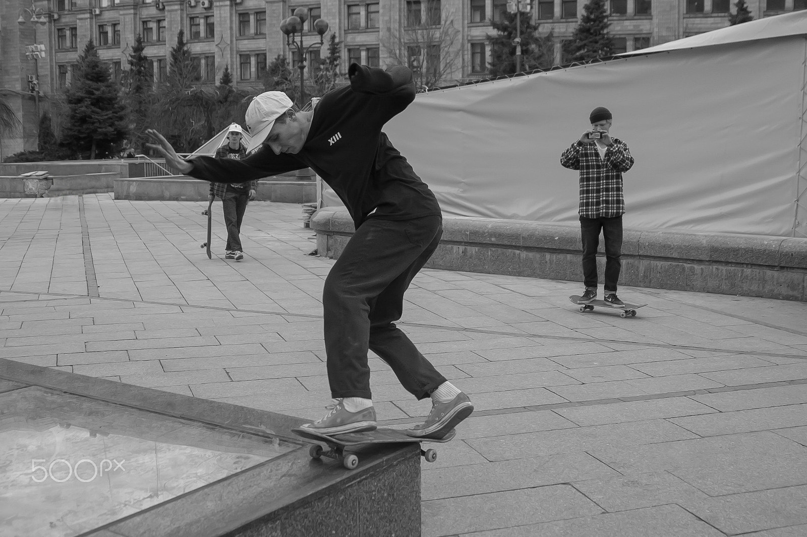 Canon EF 28-105mm f/3.5-4.5 USM sample photo. Skateboarding photography
