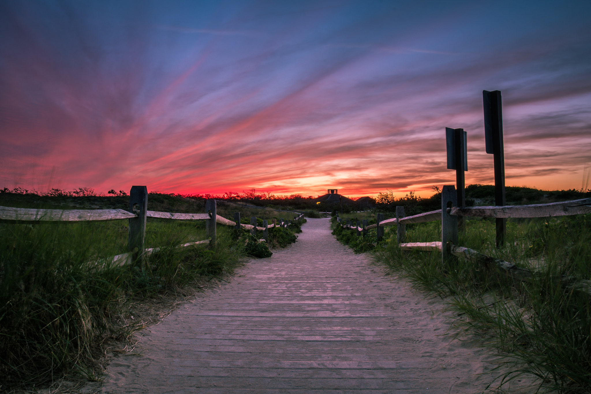 Nikon D750 + Nikon AF-S Nikkor 18-35mm F3.5-4.5G ED sample photo. Sunset on marconi beach photography