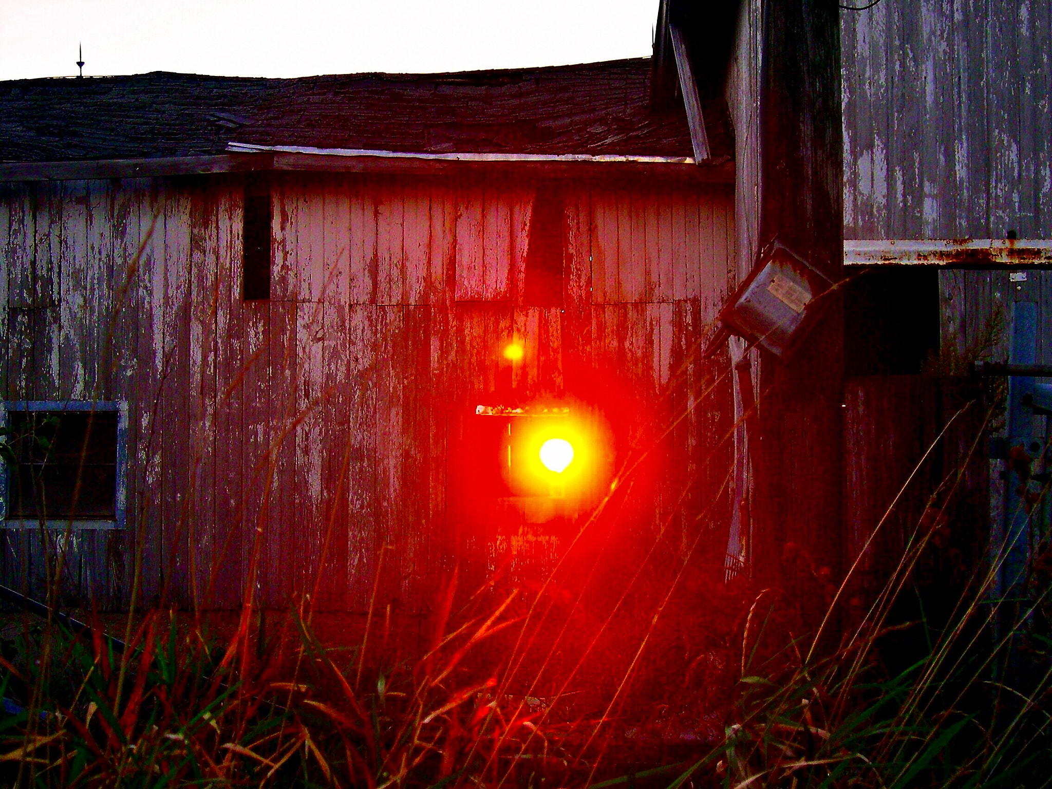 Nikon E4300 sample photo. Old country barn sunset photography