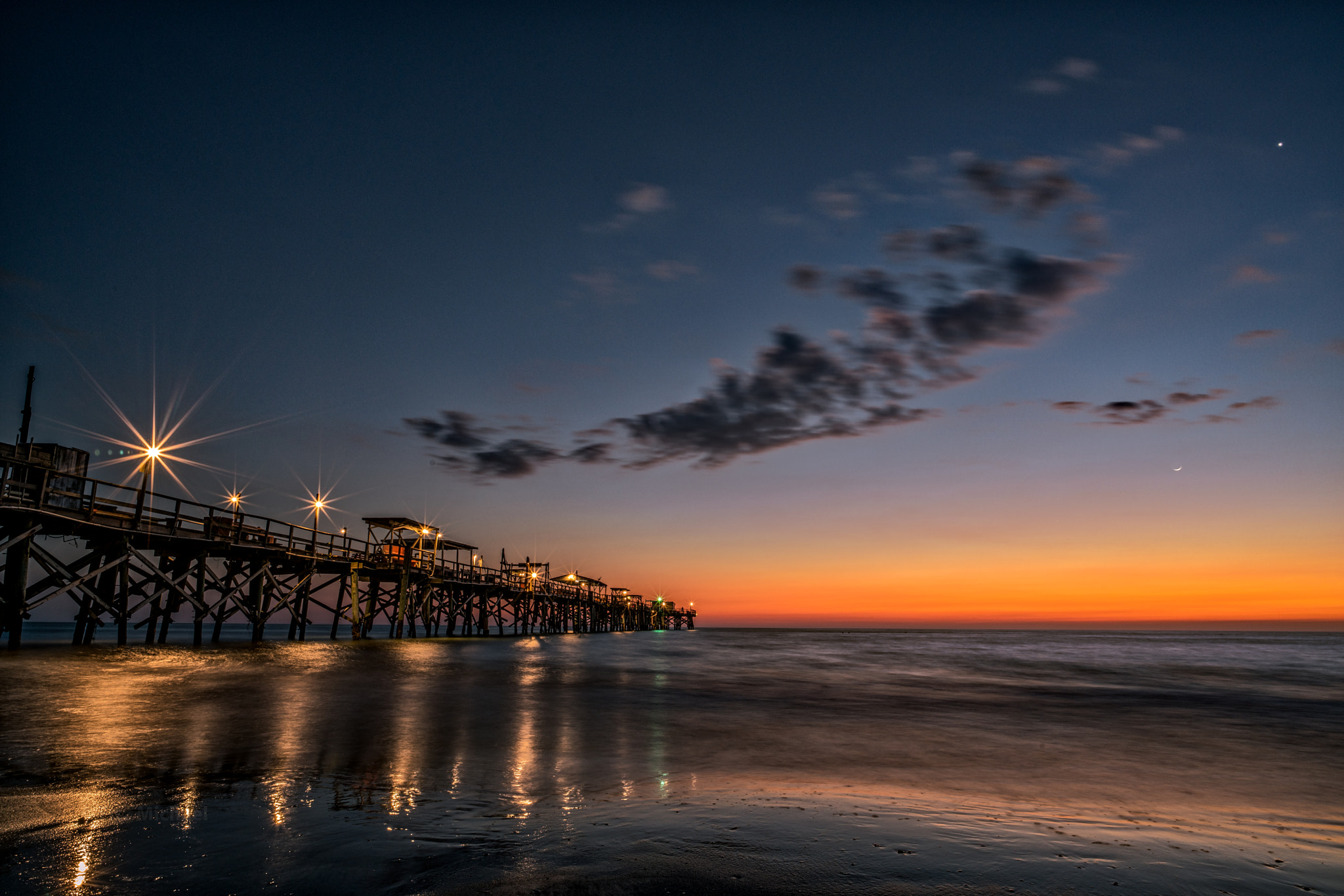 Sony a7R II + E 21mm F2.8 sample photo. Pier sunset photography