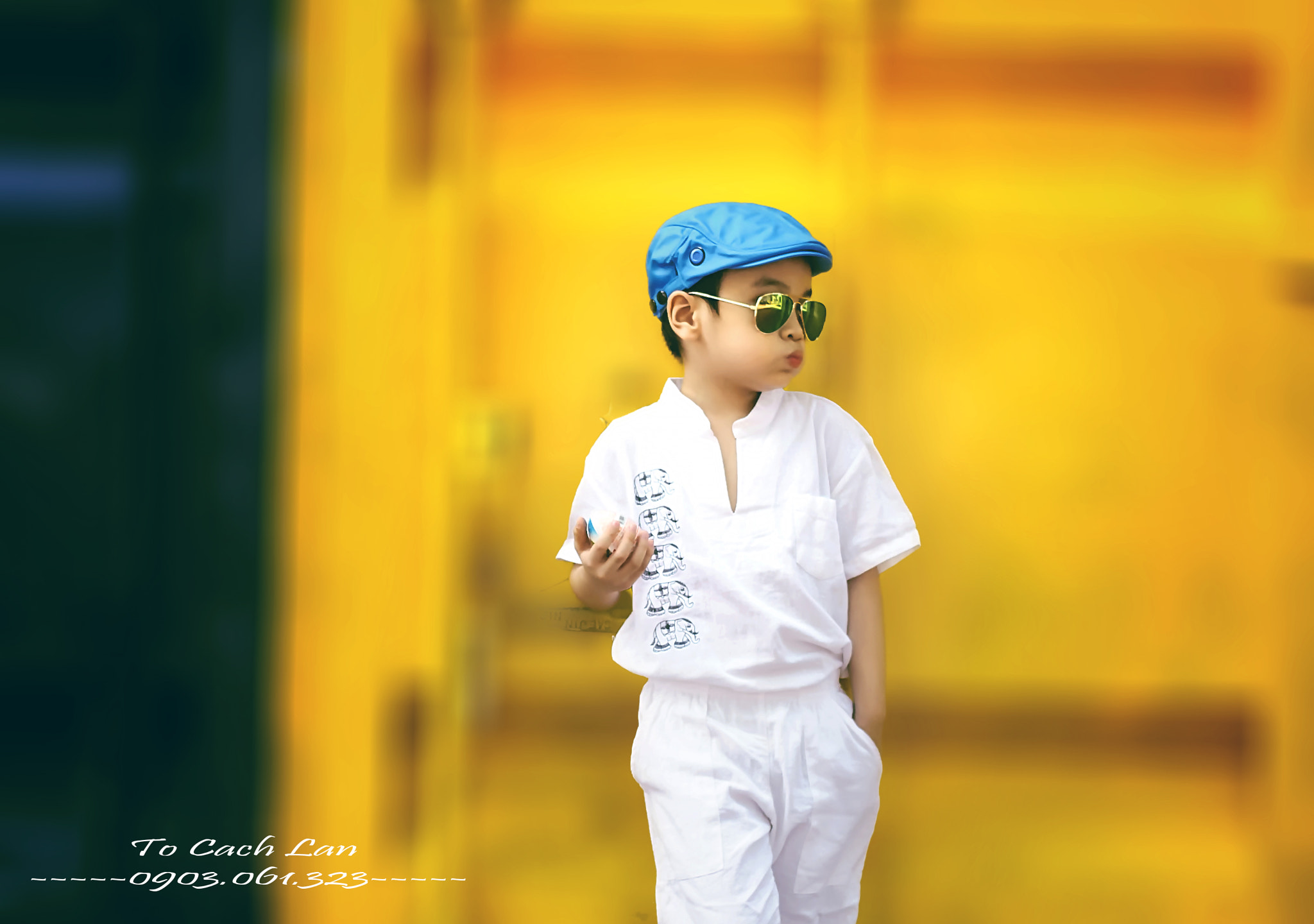 Nikon D300S + Nikon AF-S Nikkor 50mm F1.8G sample photo. White photography