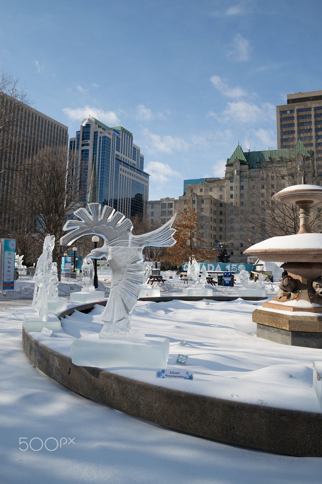 Nikon D3200 sample photo. Crow eagle ice sculpture at ottawa's winterlude photography