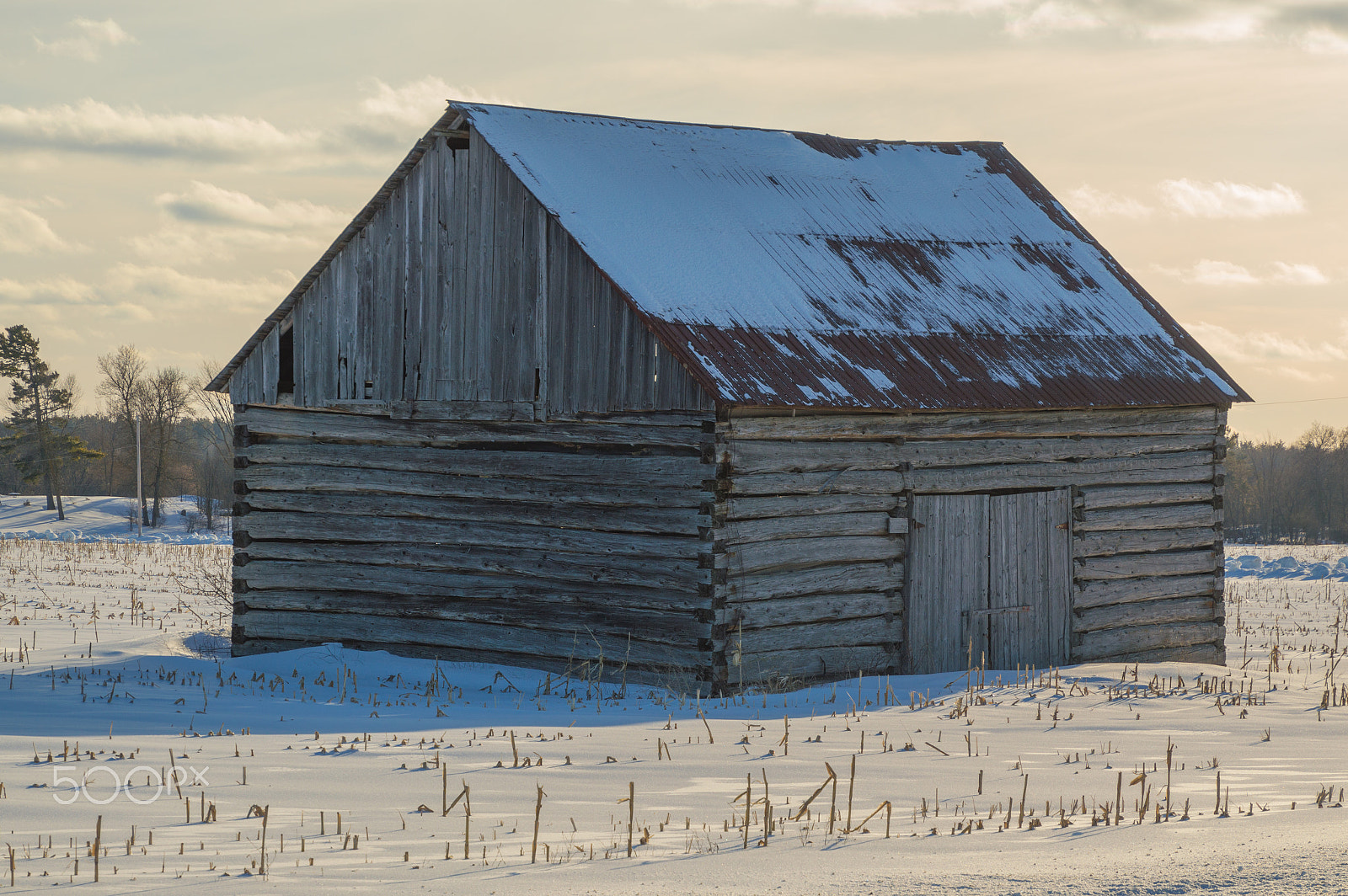 Nikon D3200 + Tamron 16-300mm F3.5-6.3 Di II VC PZD Macro sample photo. Pioneer log cabin barn in eastern ontario in winter photography