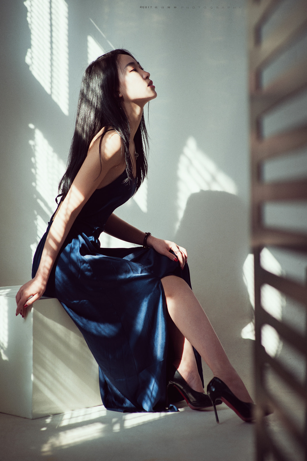 Sigma 85mm F1.4 EX DG HSM sample photo. Light photography