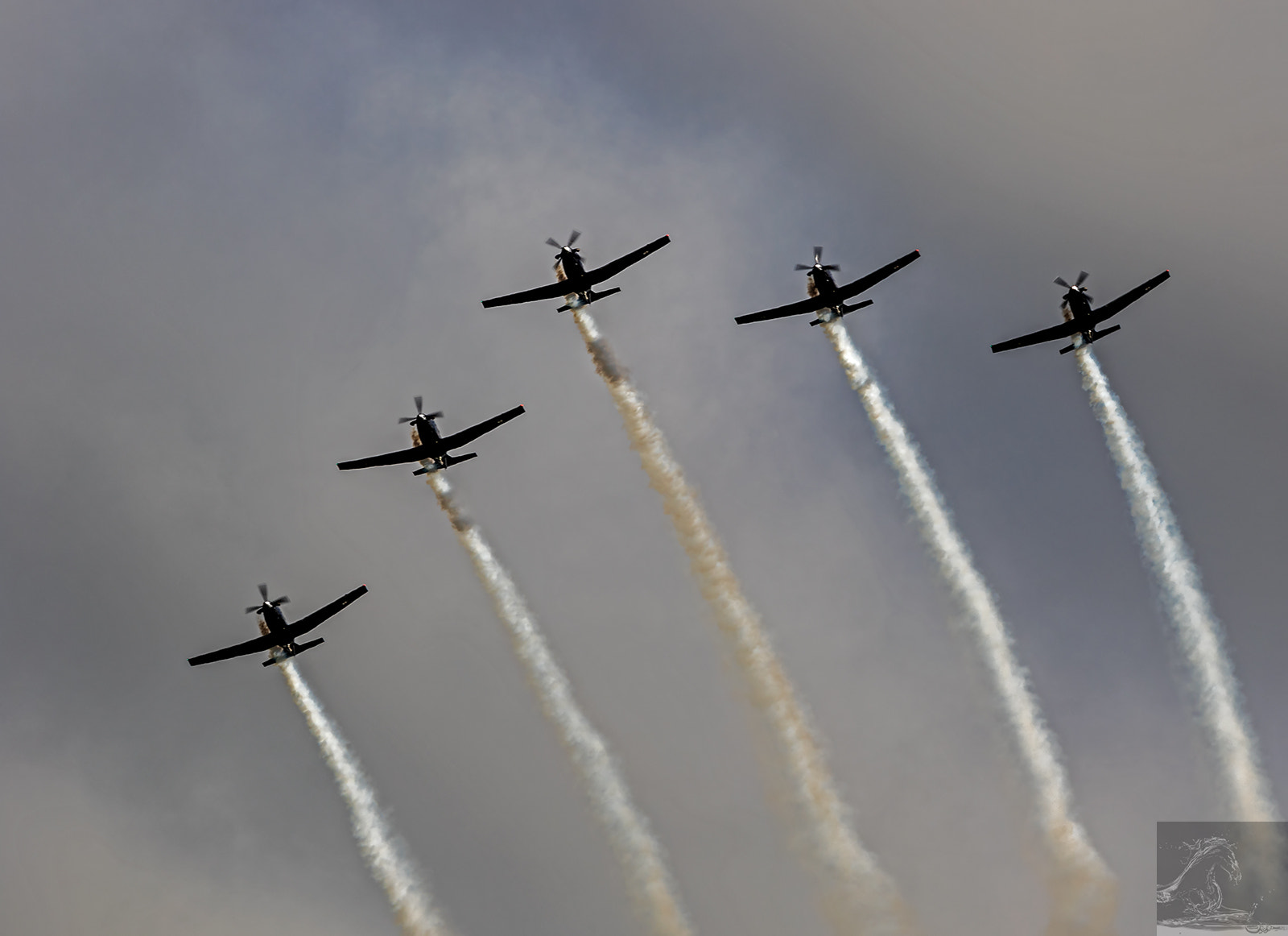 Canon EOS 7D Mark II + Canon EF 300mm F2.8L IS USM sample photo. Rnzaf air tattoo 2017 02 photography