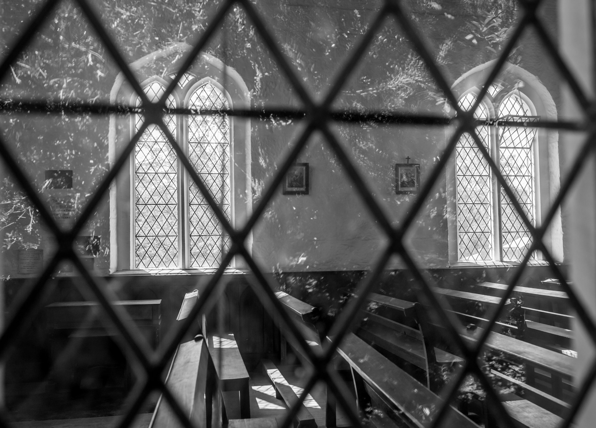 Nikon D700 + Sigma 35mm F1.4 DG HSM Art sample photo. Church window hartley photography