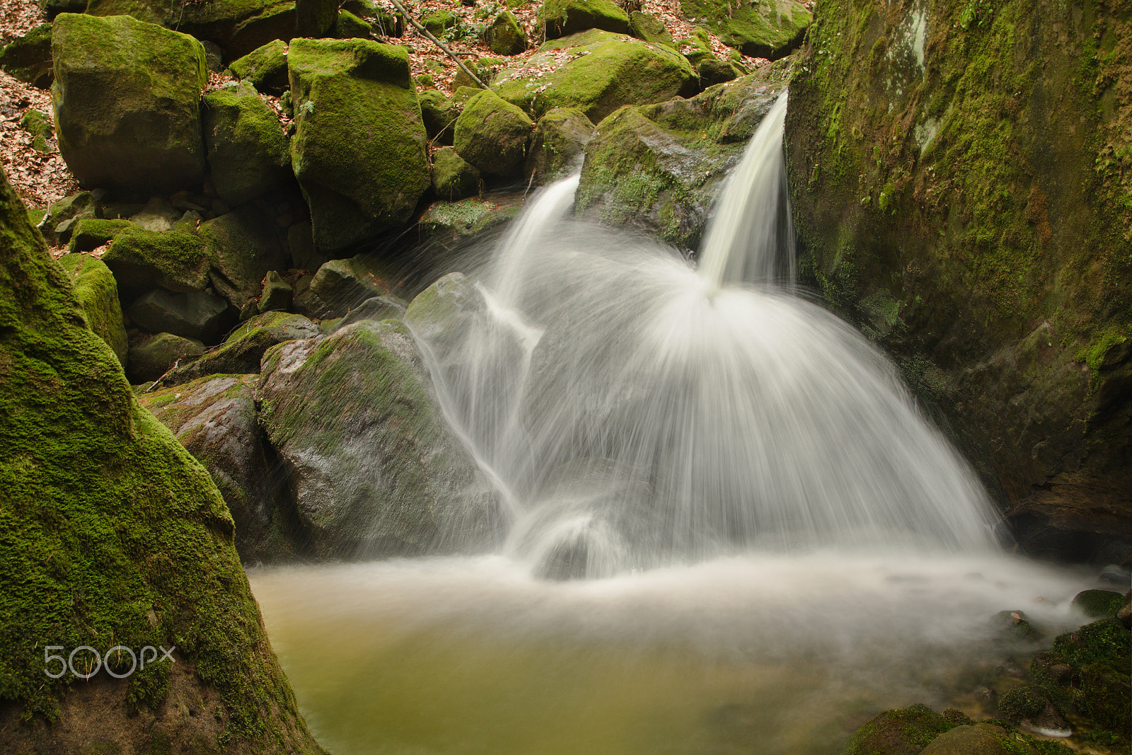 Sigma 17-70mm F2.8-4 DC Macro OS HSM sample photo. The waterfall photography