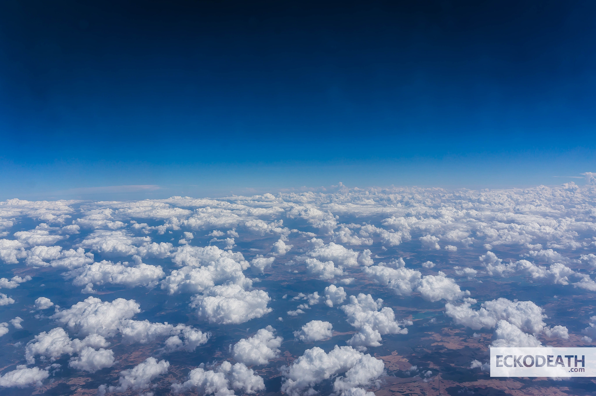 Sony Alpha NEX-5R + Sony E 16-50mm F3.5-5.6 PZ OSS sample photo. 2015 - projet 52 : #45 - over the clouds photography