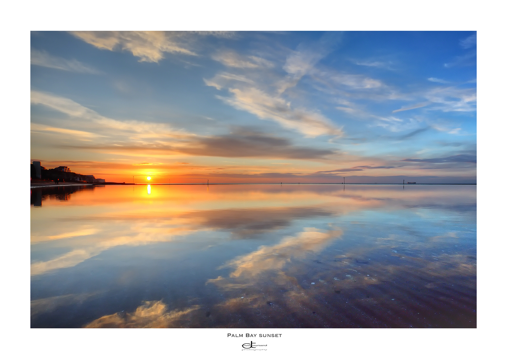 Canon EOS 5DS R + Canon EF 16-35mm F4L IS USM sample photo. Palm bay sunset  photography