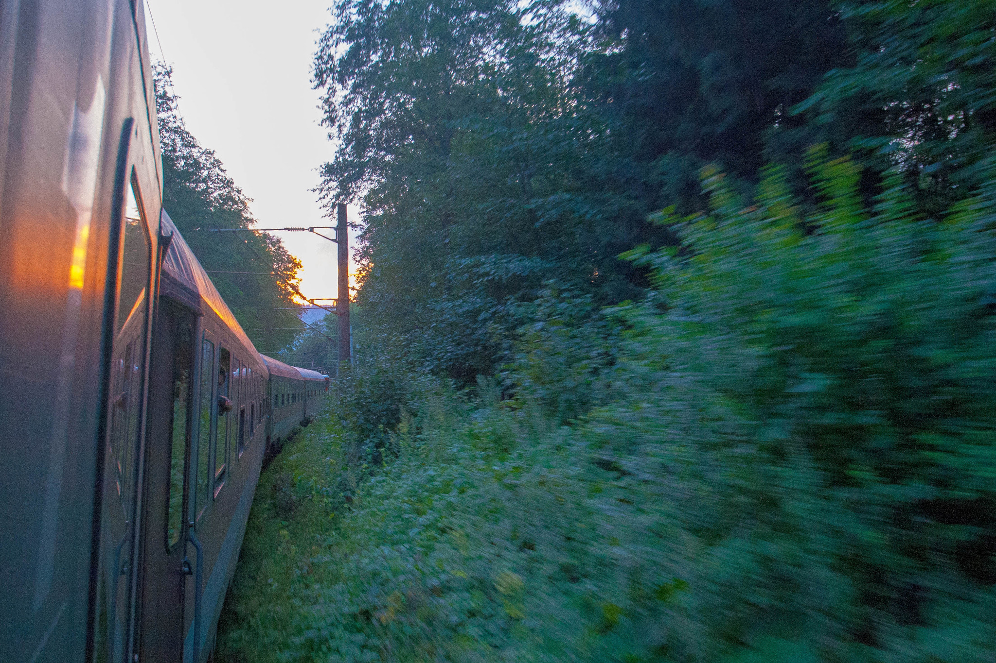 Sigma 10-20mm F3.5 EX DC HSM sample photo. Entering transilvania photography