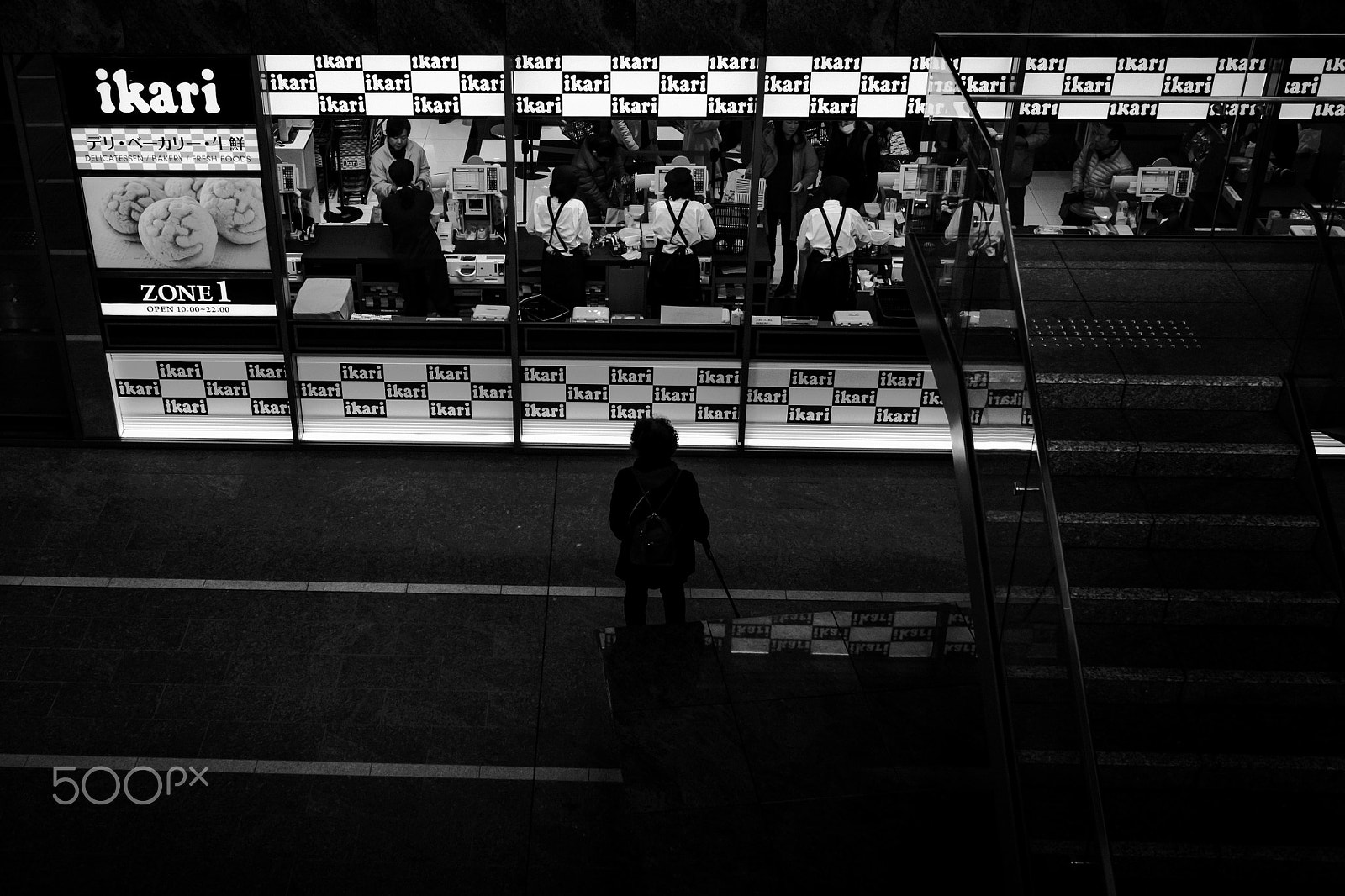 Leica M-Monochrom sample photo. Cashiers and lady photography
