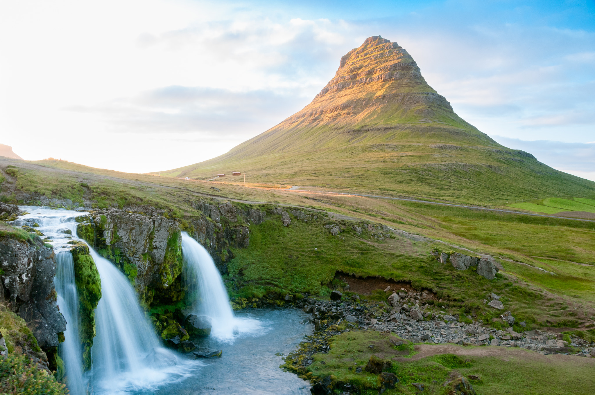 Pentax K20D sample photo. Kirkjufell - the lonely mountain of iceland photography