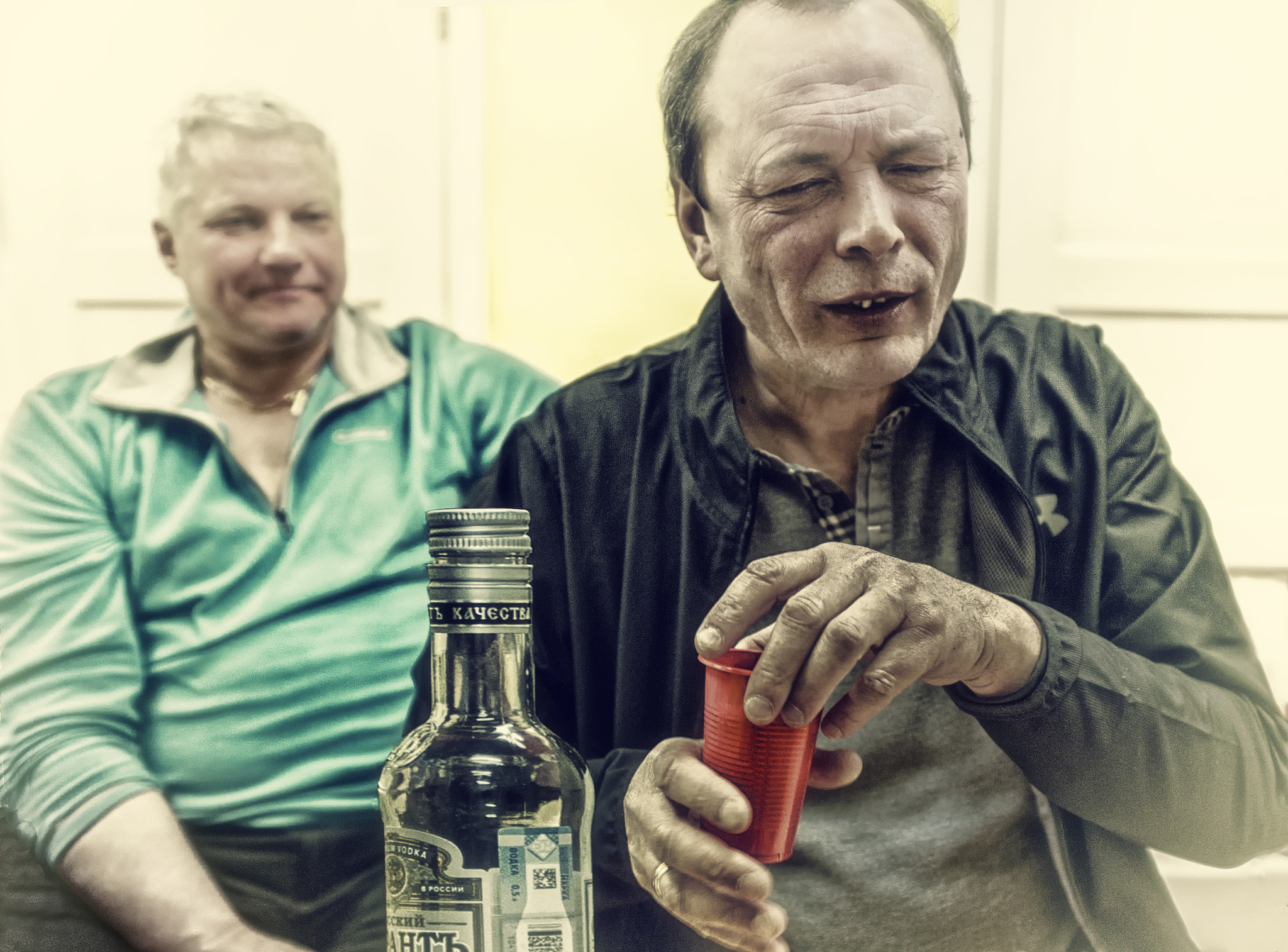 Nikon D700 + Sigma 24-70mm F2.8 EX DG Macro sample photo. Vodka drinking man photography