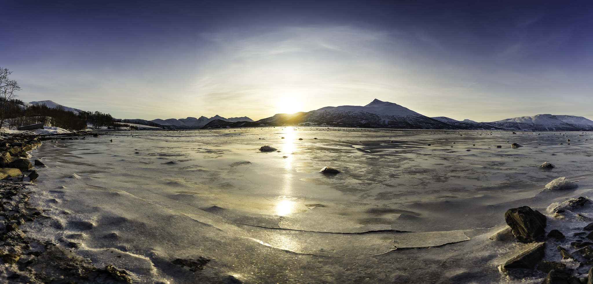 Nikon AF-S Nikkor 14-24mm F2.8G ED sample photo. Fiordo helado photography