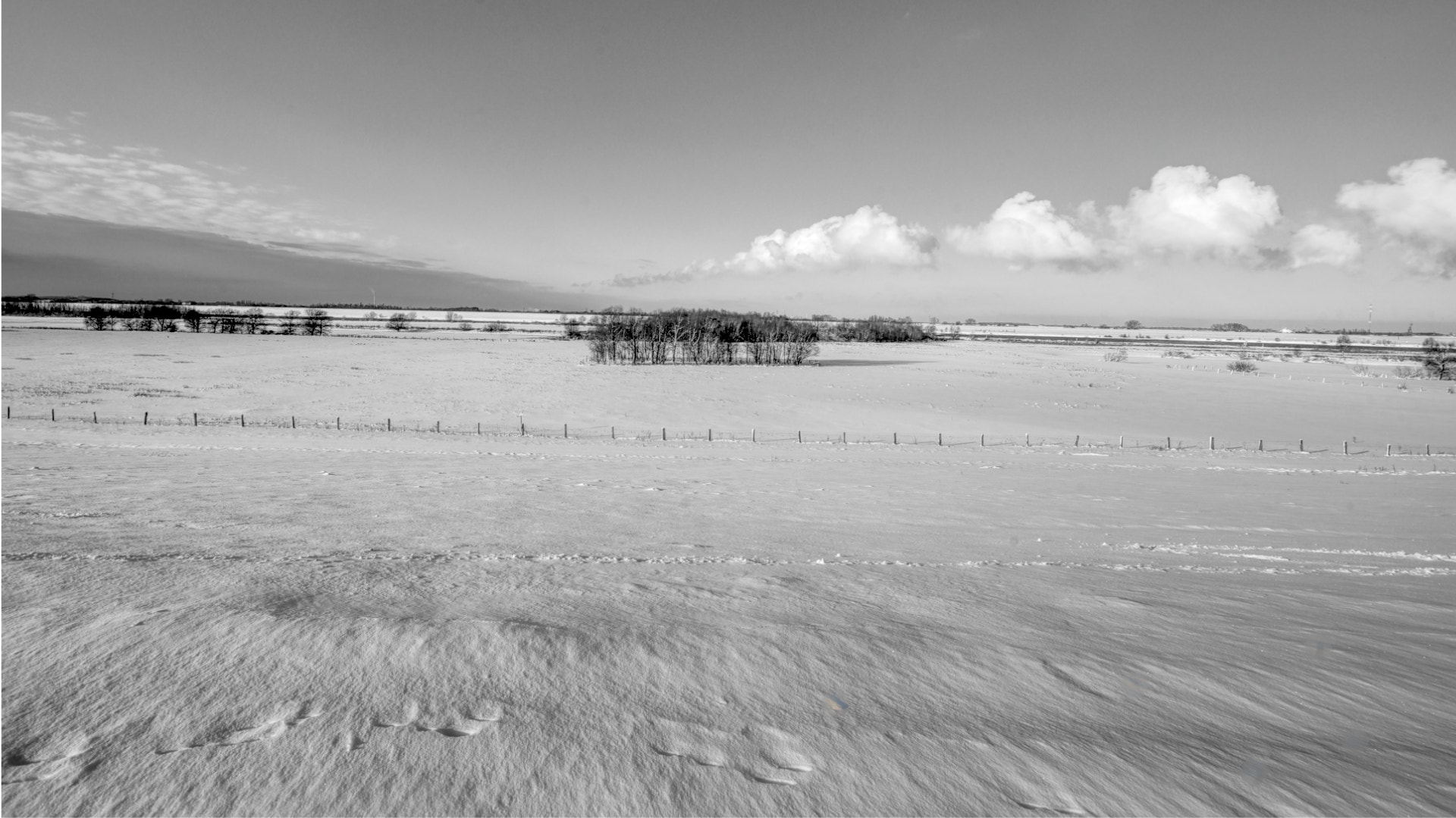 Pentax K10D + Sigma AF 10-20mm F4-5.6 EX DC sample photo. Schneewiese photography