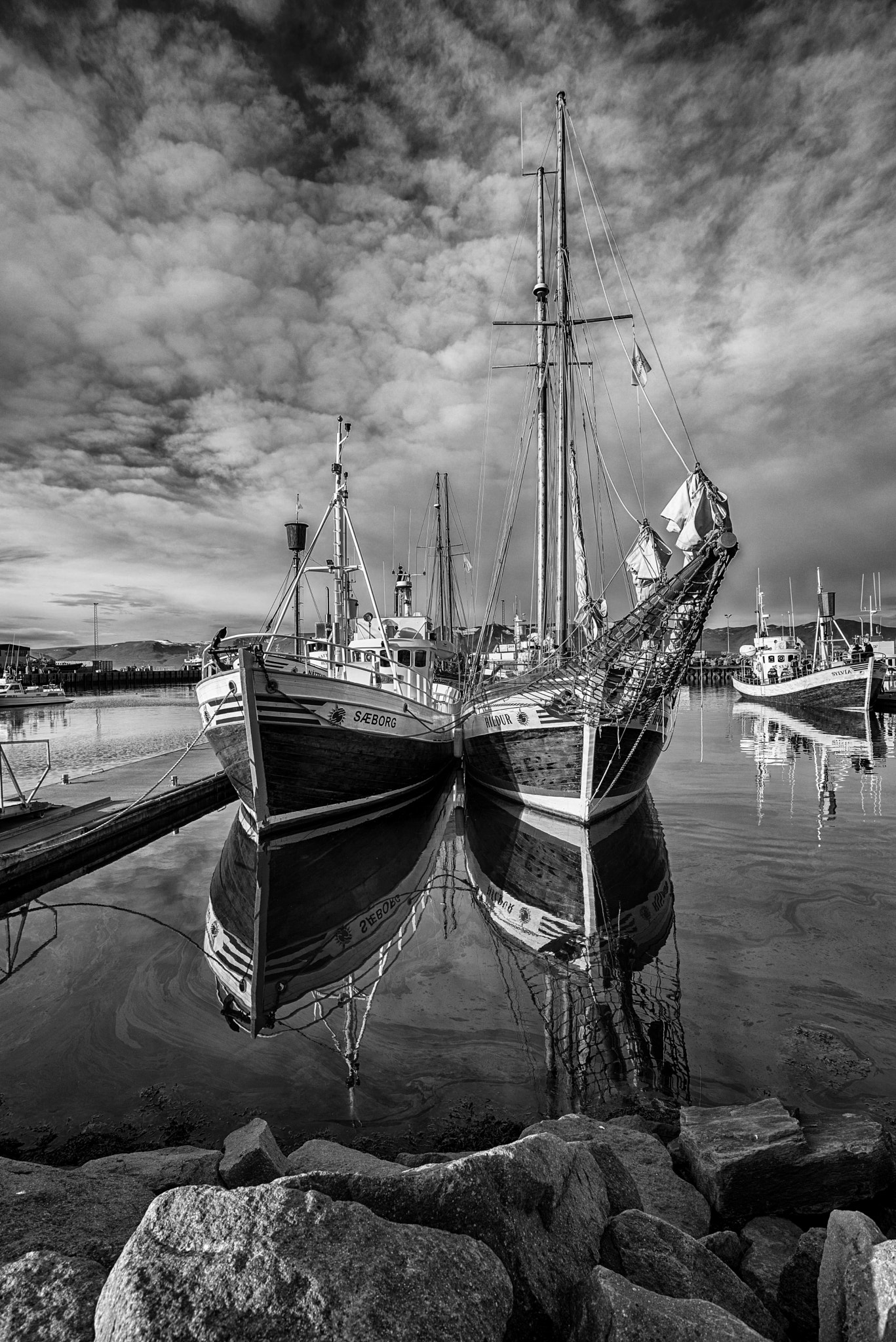 Nikon AF-S Nikkor 18-35mm F3.5-4.5G ED sample photo. Whale watching boat in husavik, iceland photography