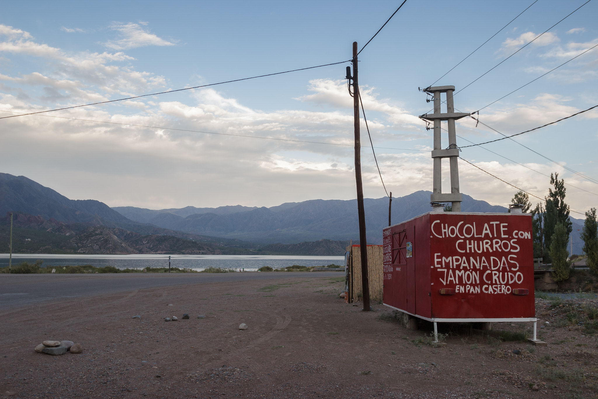 Canon EOS 600D (Rebel EOS T3i / EOS Kiss X5) sample photo. Embalse de potrerillos photography