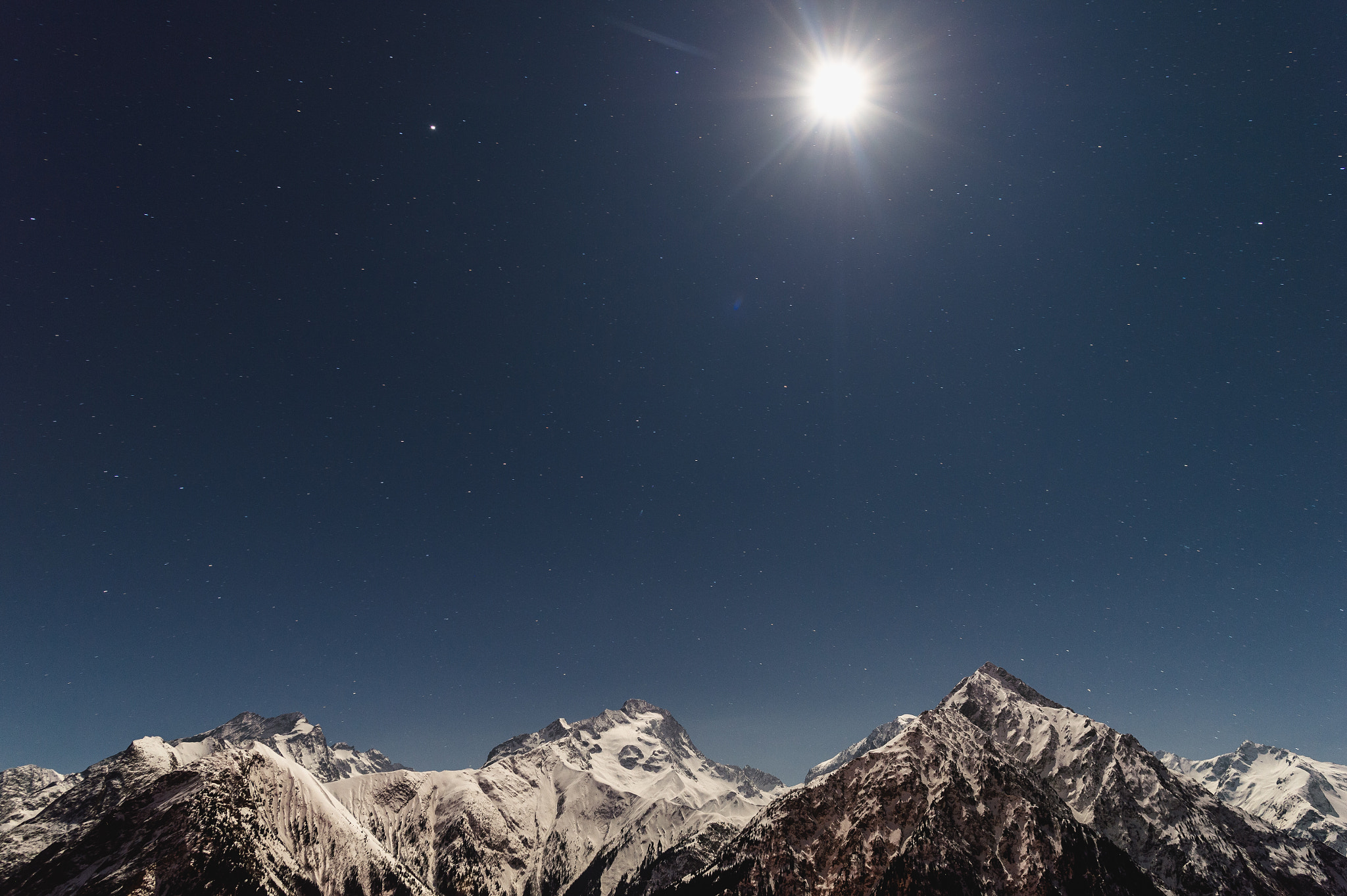 Nikon D4 + Nikon AF-S Nikkor 20mm F1.8G ED sample photo. Moonlit night in the frostbitten alps photography