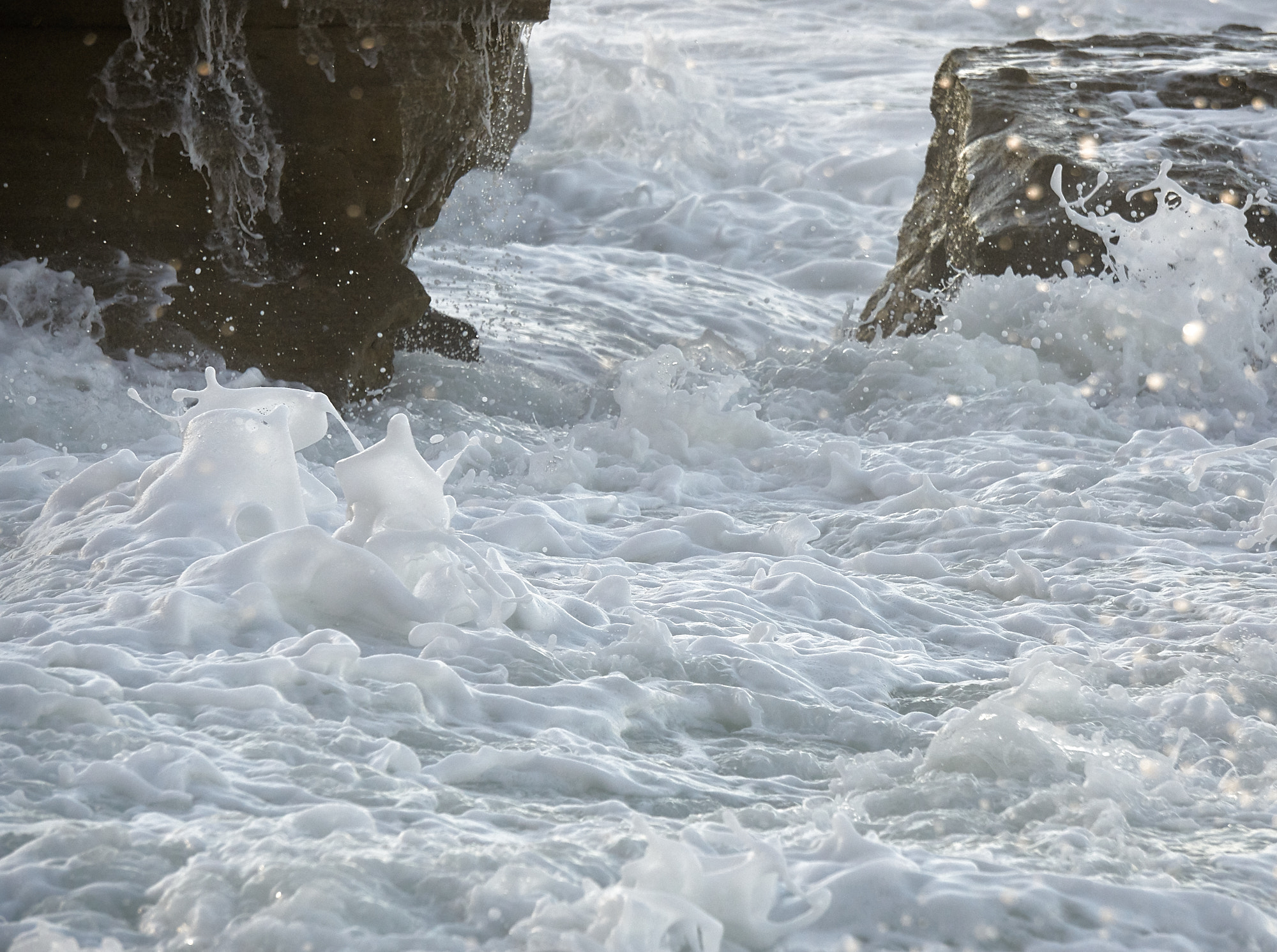 Sony E 55-210mm F4.5-6.3 OSS sample photo. Foam. waves #1 photography