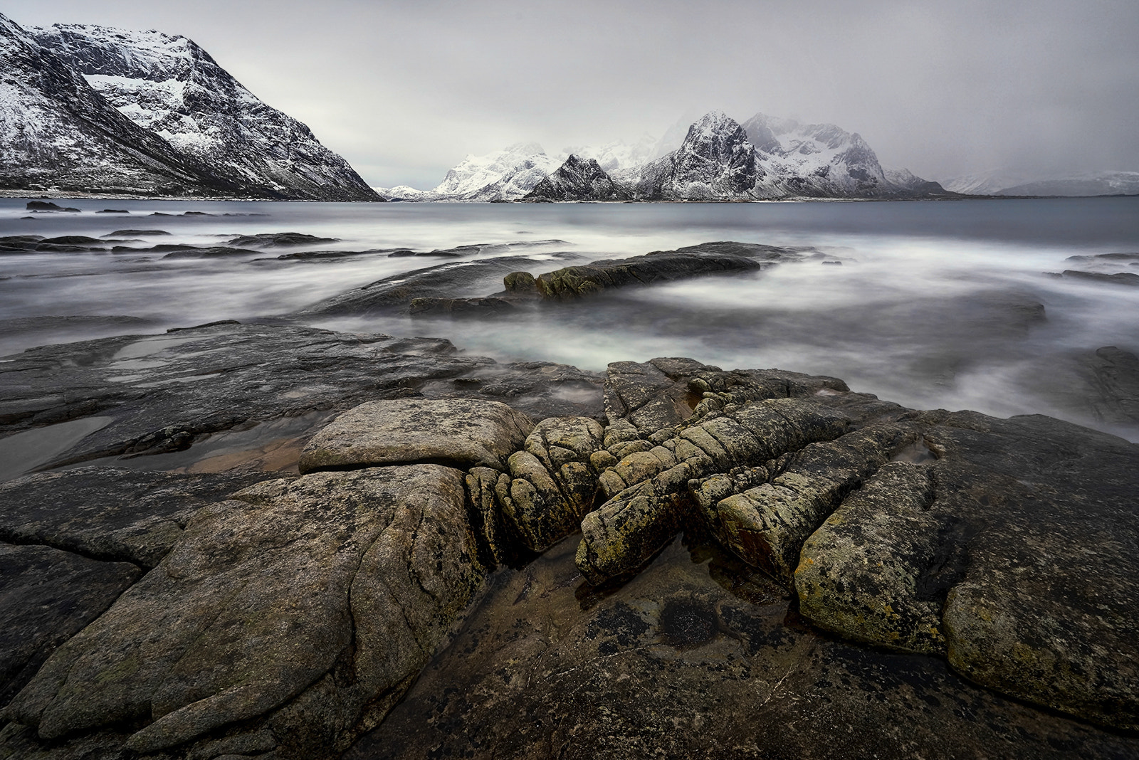 Nikon AF-S Nikkor 14-24mm F2.8G ED sample photo. Beach vikten photography