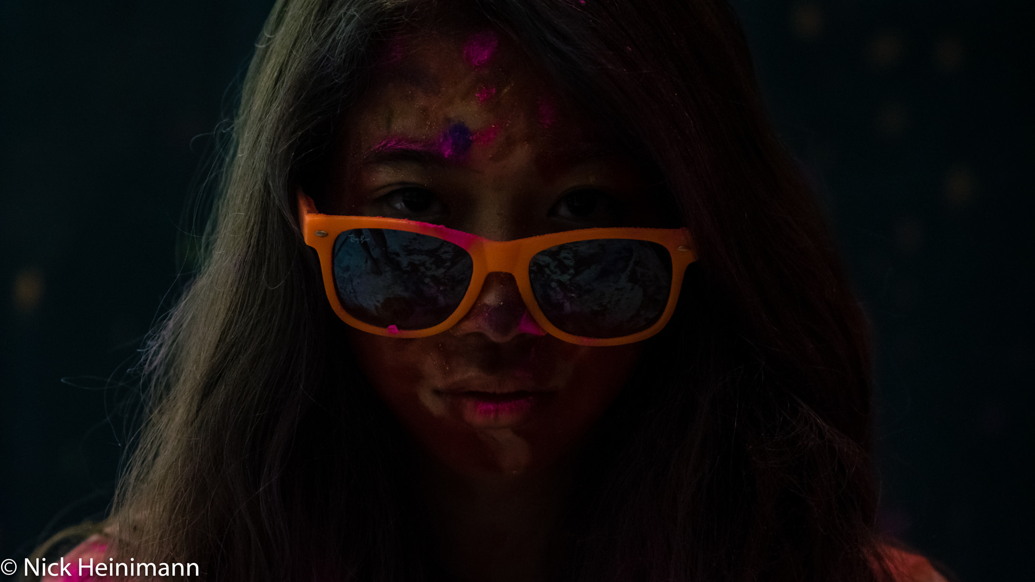 Sigma 70-300mm F4-5.6 APO DG Macro sample photo. A date with powder photography