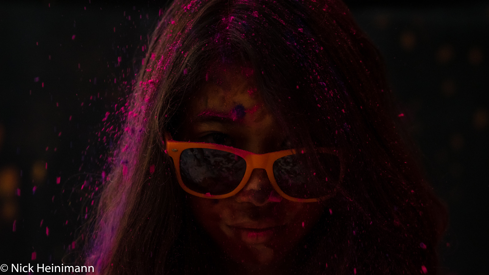 Sigma 70-300mm F4-5.6 APO DG Macro sample photo. A date with powder photography