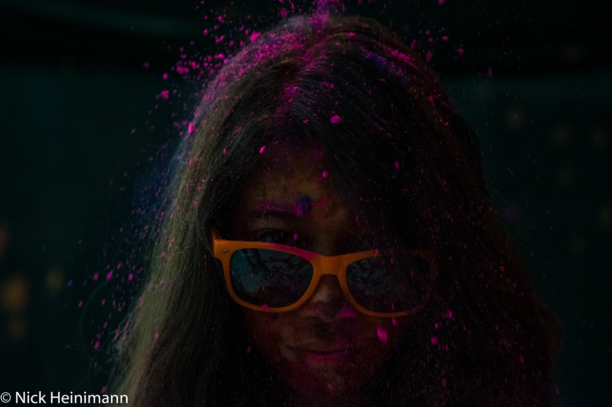 Sigma 70-300mm F4-5.6 APO DG Macro sample photo. A date with powder photography