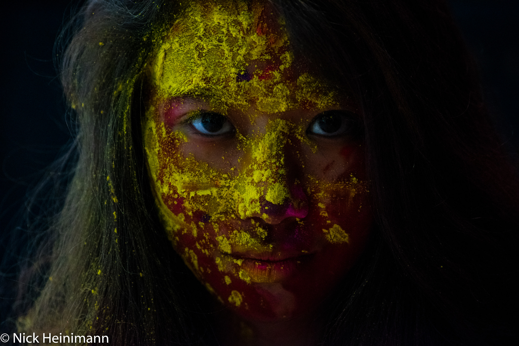 Sigma 70-300mm F4-5.6 APO DG Macro sample photo. A date with powder photography