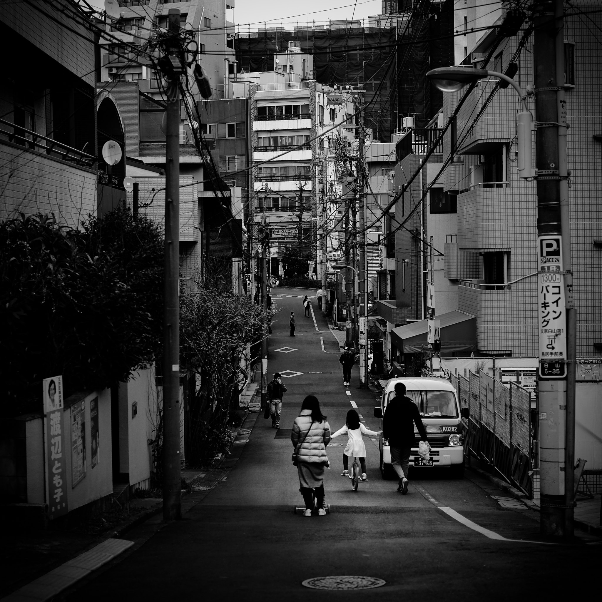 Fujifilm X-E2 + Fujifilm XF 35mm F2 R WR sample photo. Edit photography