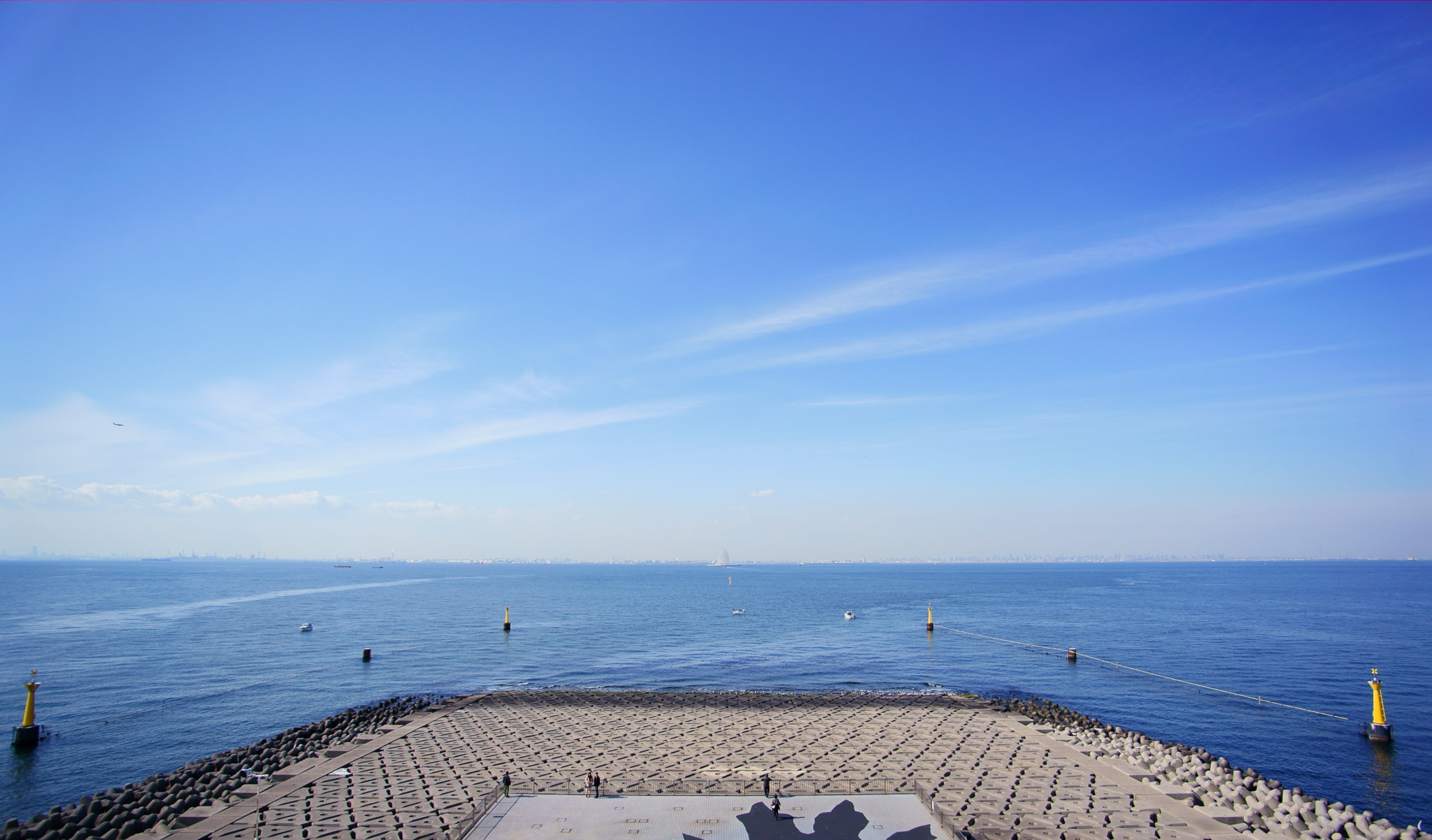 Tamron 18-270mm F3.5-6.3 Di II PZD sample photo. Umi hotaru photography