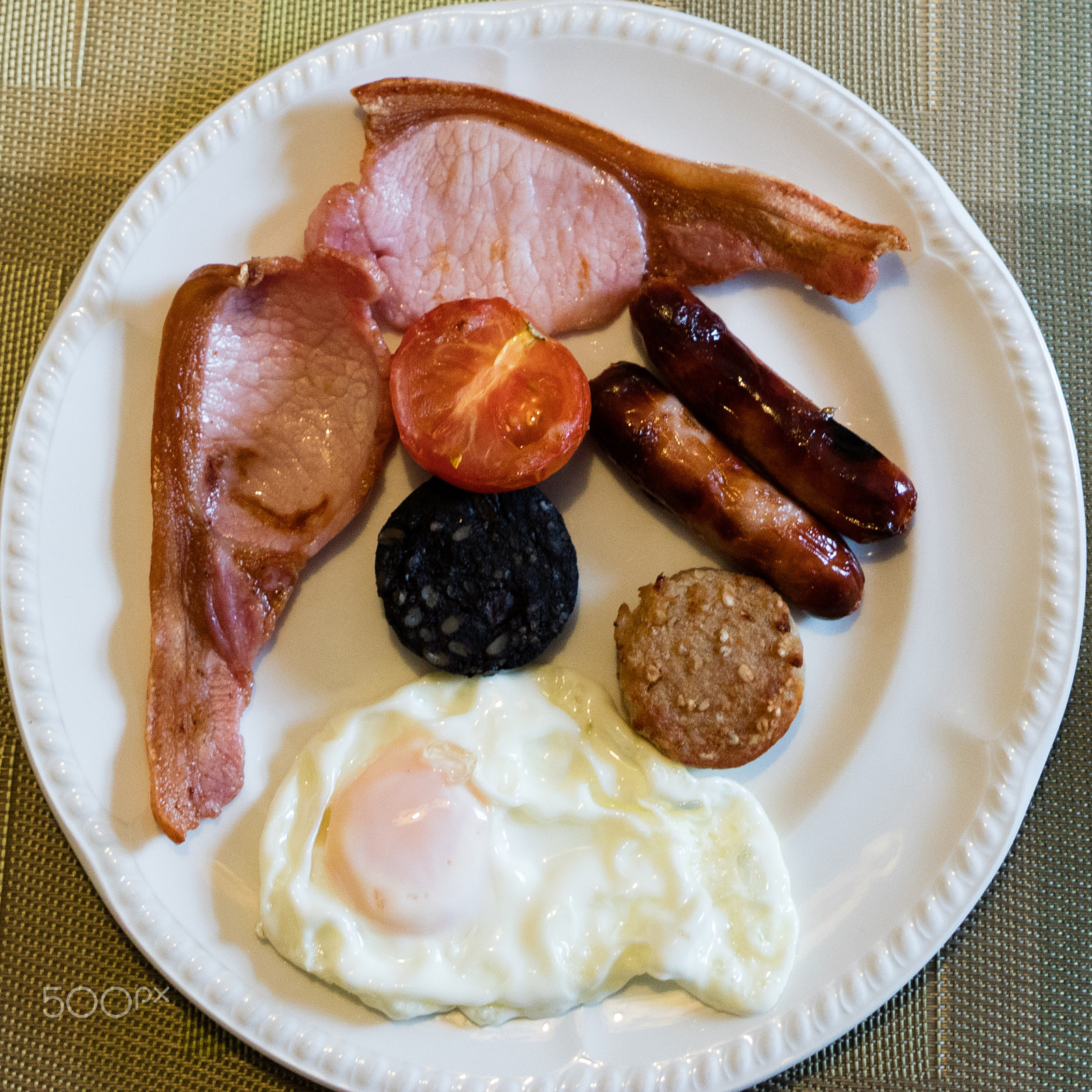 Sigma 24-70mm F2.8 EX DG Macro sample photo. Full irish breakfast photography