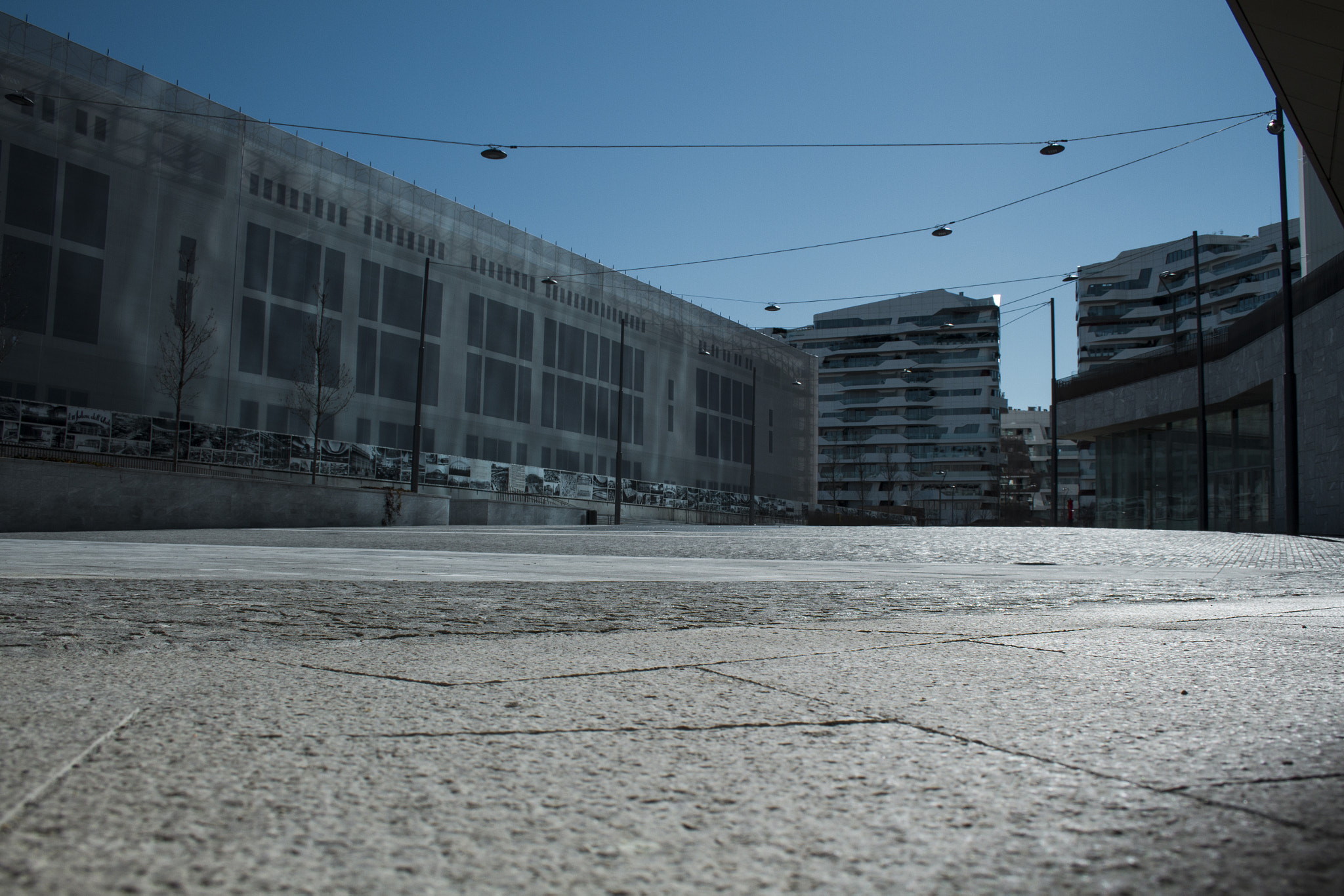 Canon EF-S 18-55mm F3.5-5.6 II sample photo. Milano - piazza alberto burri photography