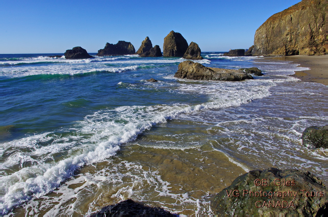 Pentax smc DA 15mm F4 ED AL Limited sample photo. Oregon sea stacks photography