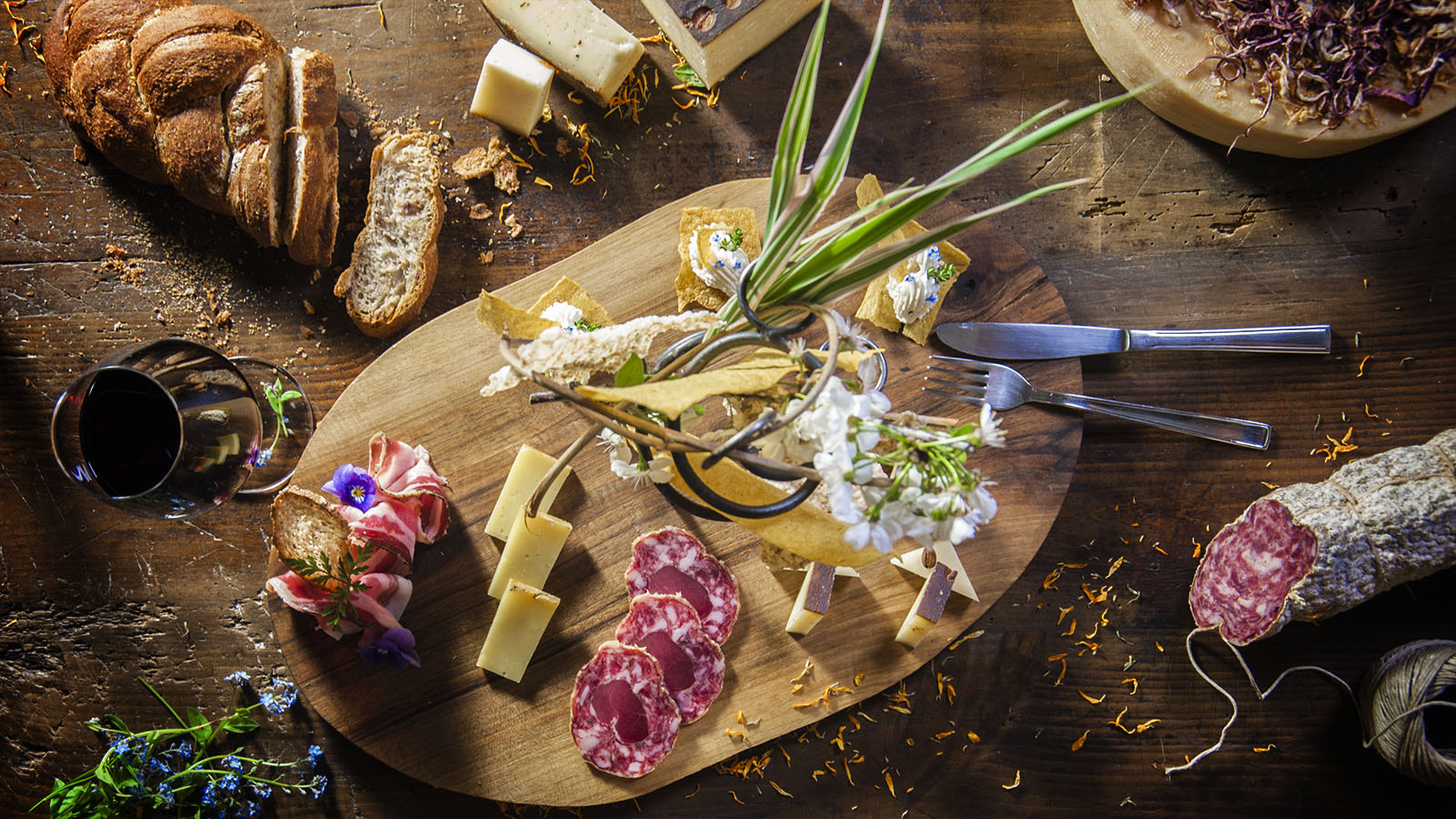 Nikon D700 sample photo. Antipasti bon tajer salumi e formaggi photography