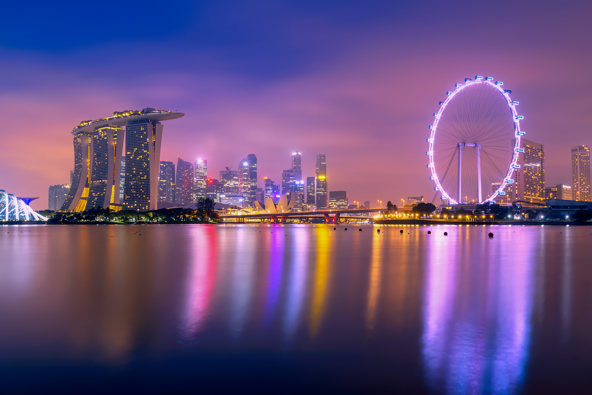 Nikon AF-S Nikkor 16-35mm F4G ED VR sample photo. Singapore city photography
