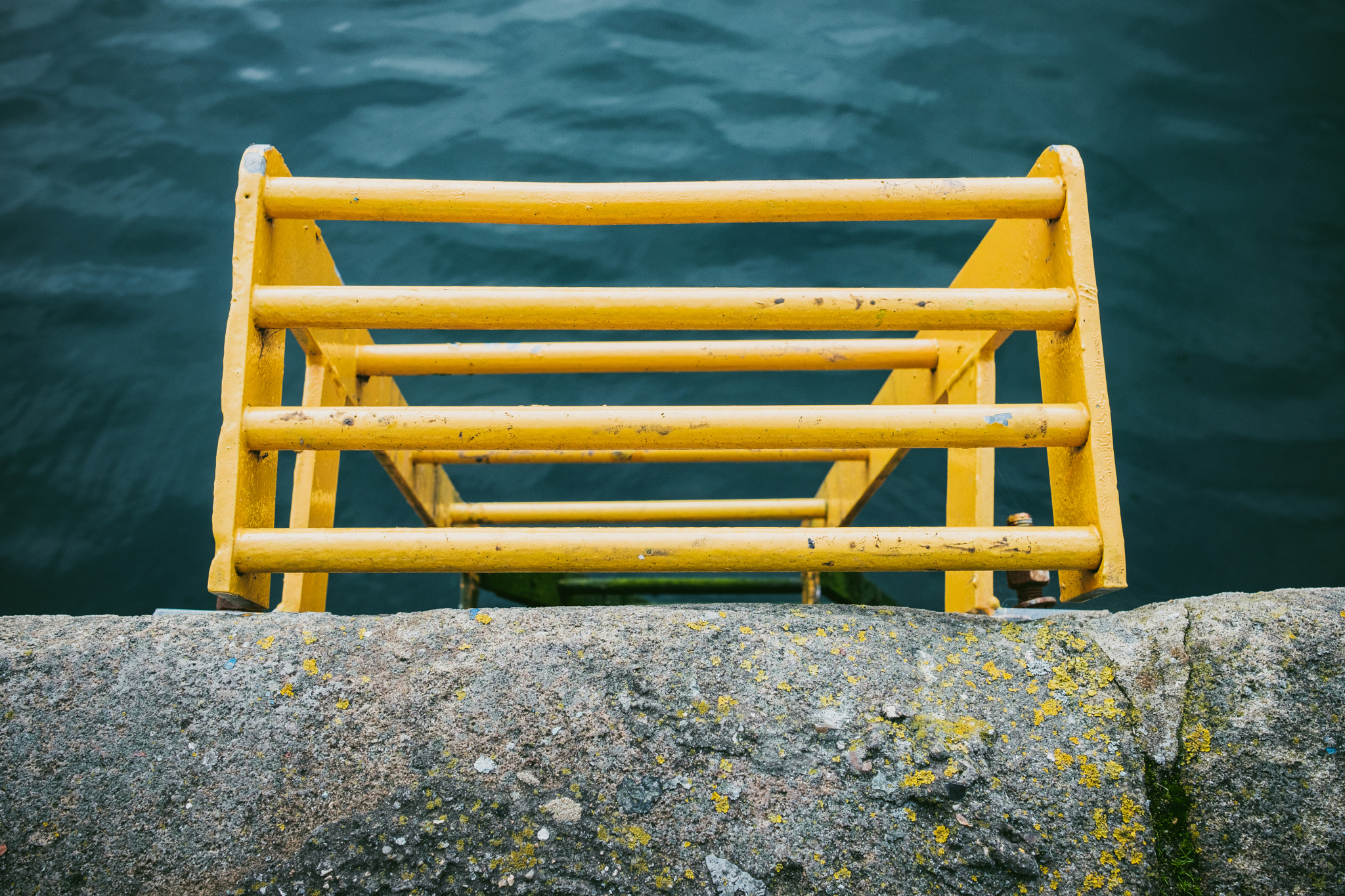 Fujifilm X-T2 + Fujifilm XF 23mm F2 R WR sample photo. Dockland steps photography
