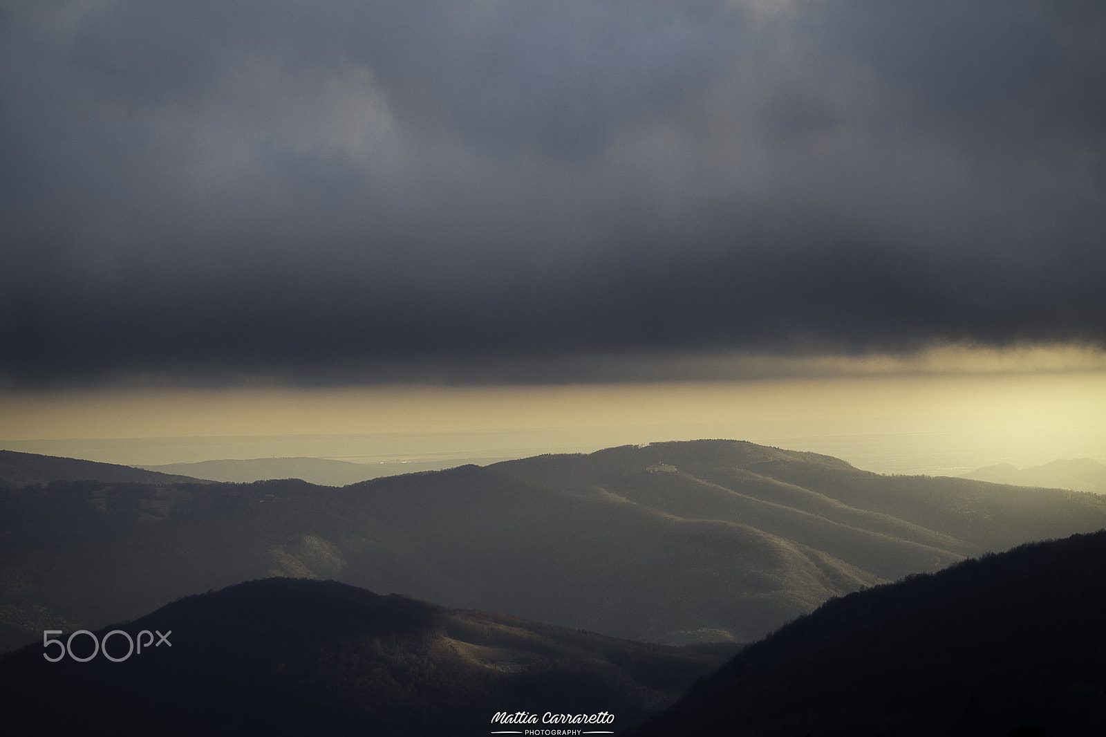 Nikon AF-S Nikkor 70-200mm F2.8G ED VR II sample photo. Ordinary sunset photography
