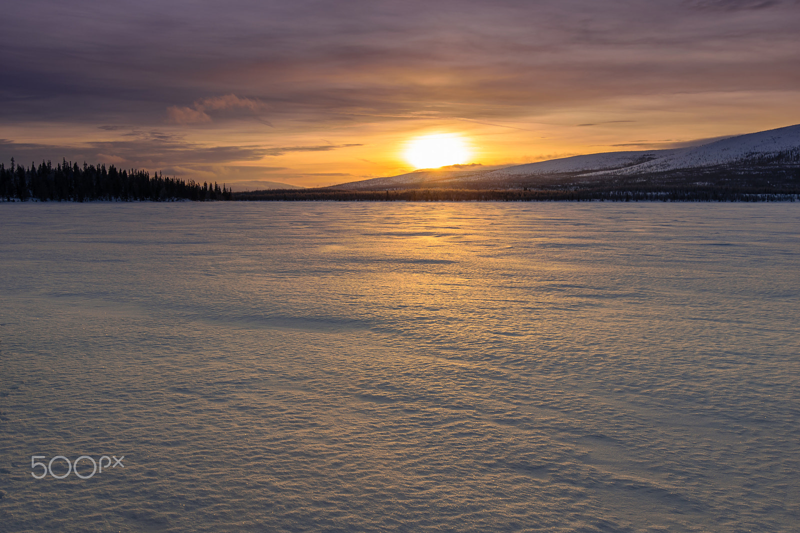 Nikon D3300 + Sigma 18-35mm F1.8 DC HSM Art sample photo. Northern sunrise photography