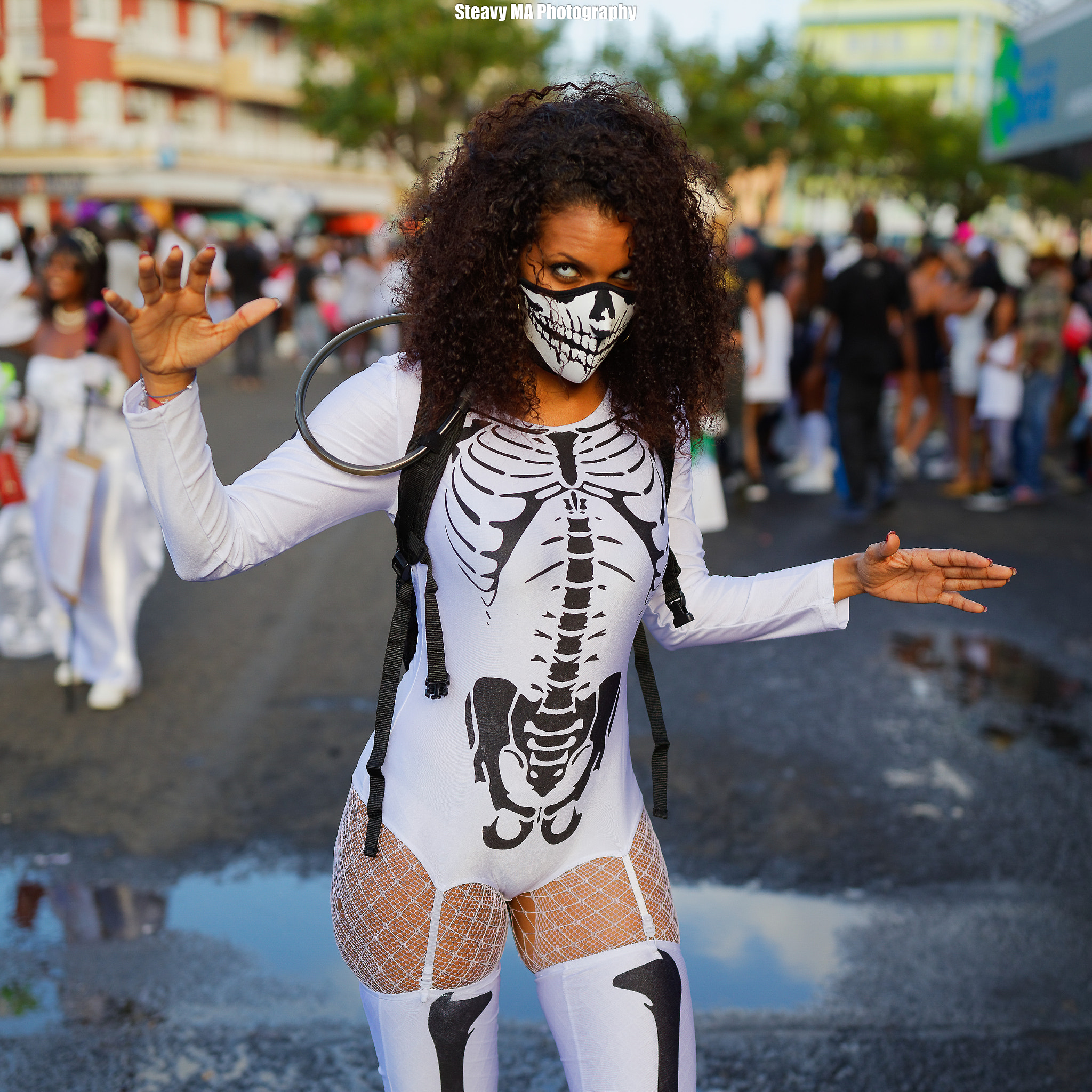 Canon EF 35mm F1.4L II USM sample photo. Sexy skull photography