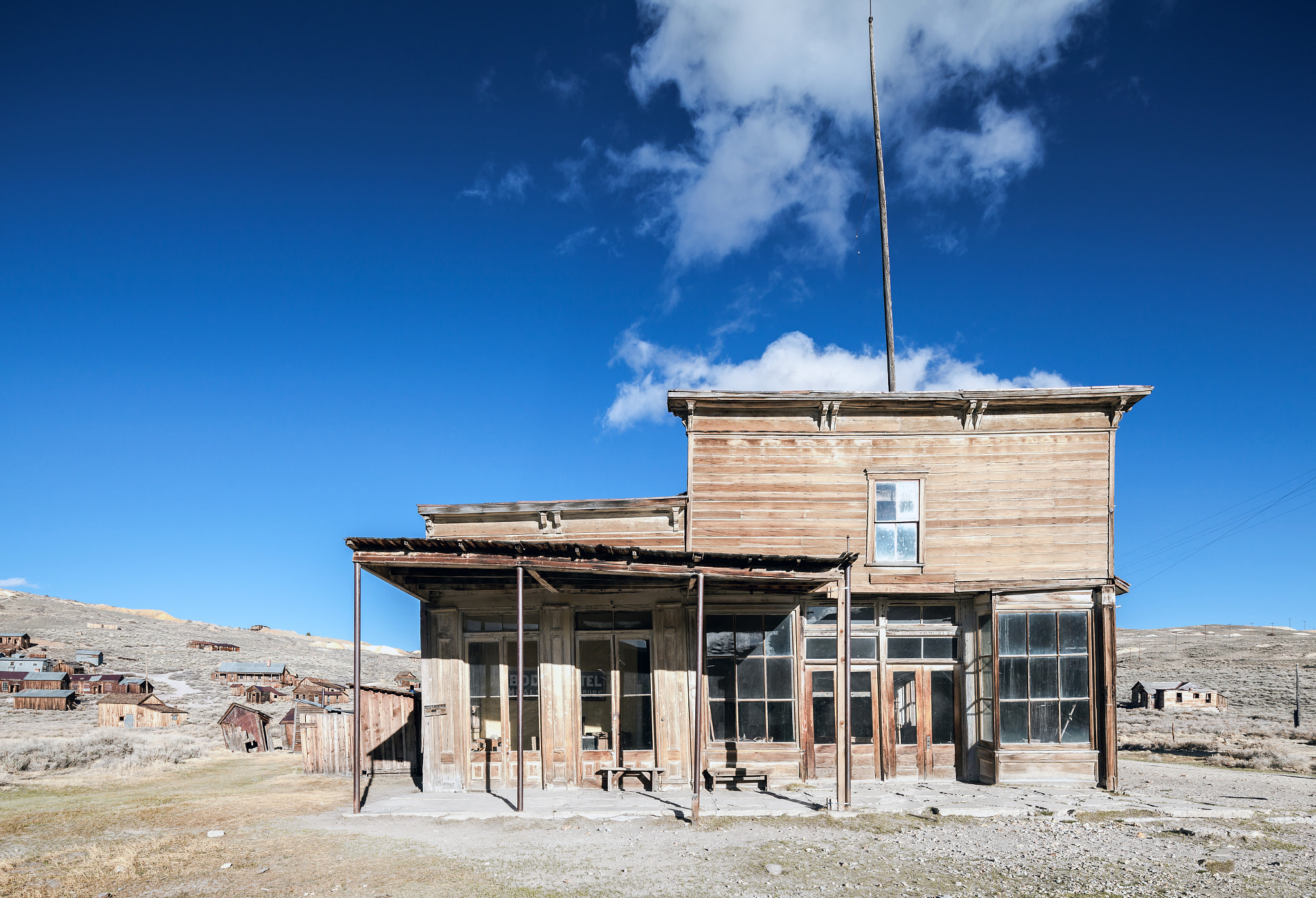 Canon TS-E 17mm F4L Tilt-Shift sample photo. Lost places photography