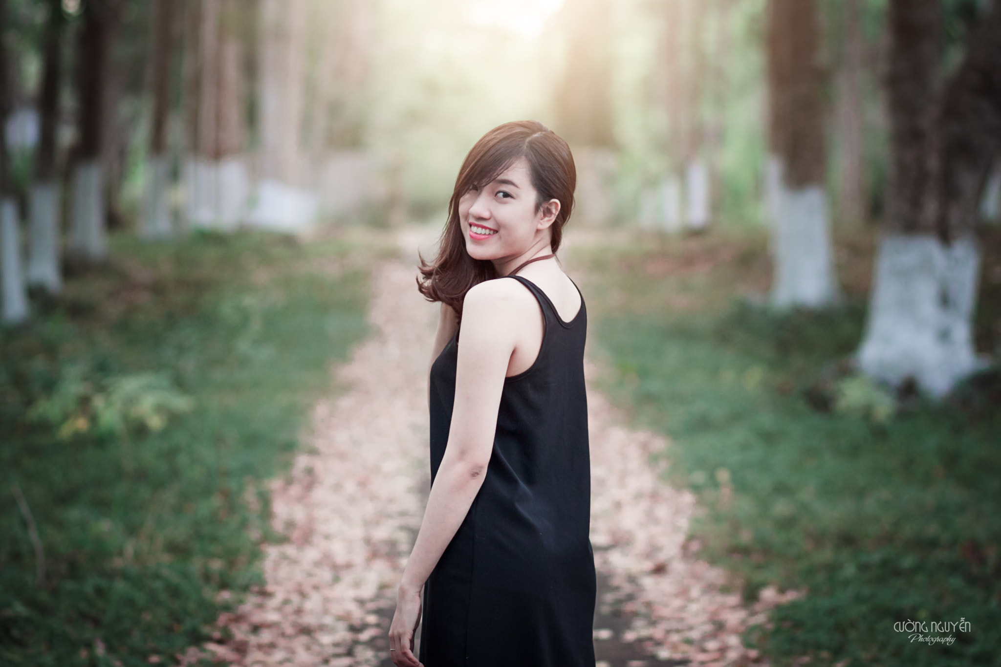 Canon EOS 50D + Canon EF 85mm F1.8 USM sample photo. Lovely girl photography