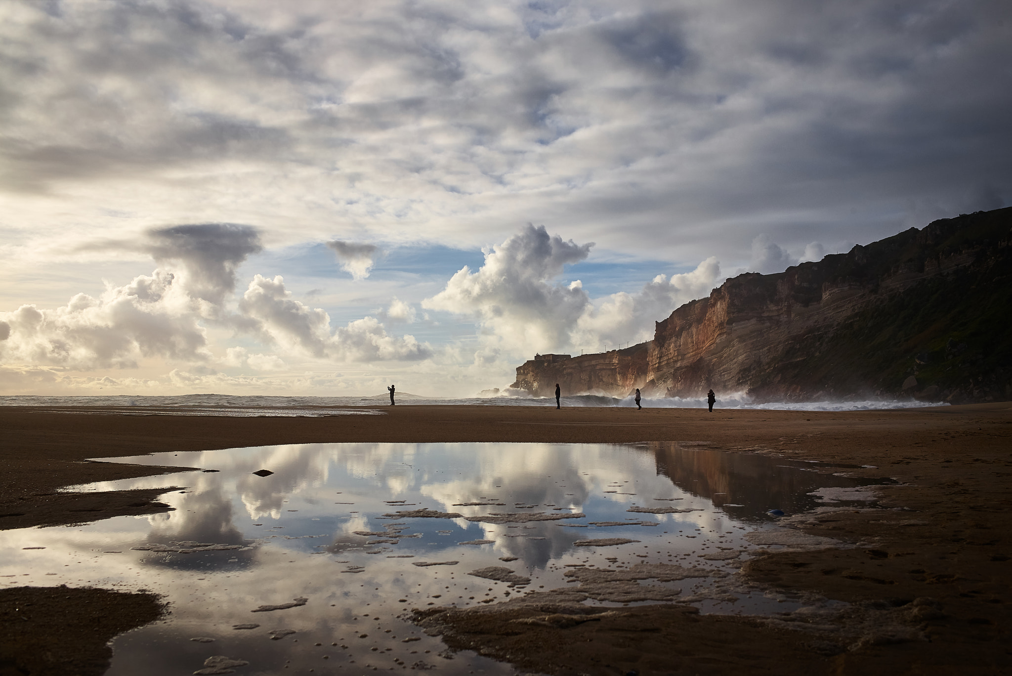 Leica Summarit-M 35mm F2.4 ASPH sample photo. Nazaré photography