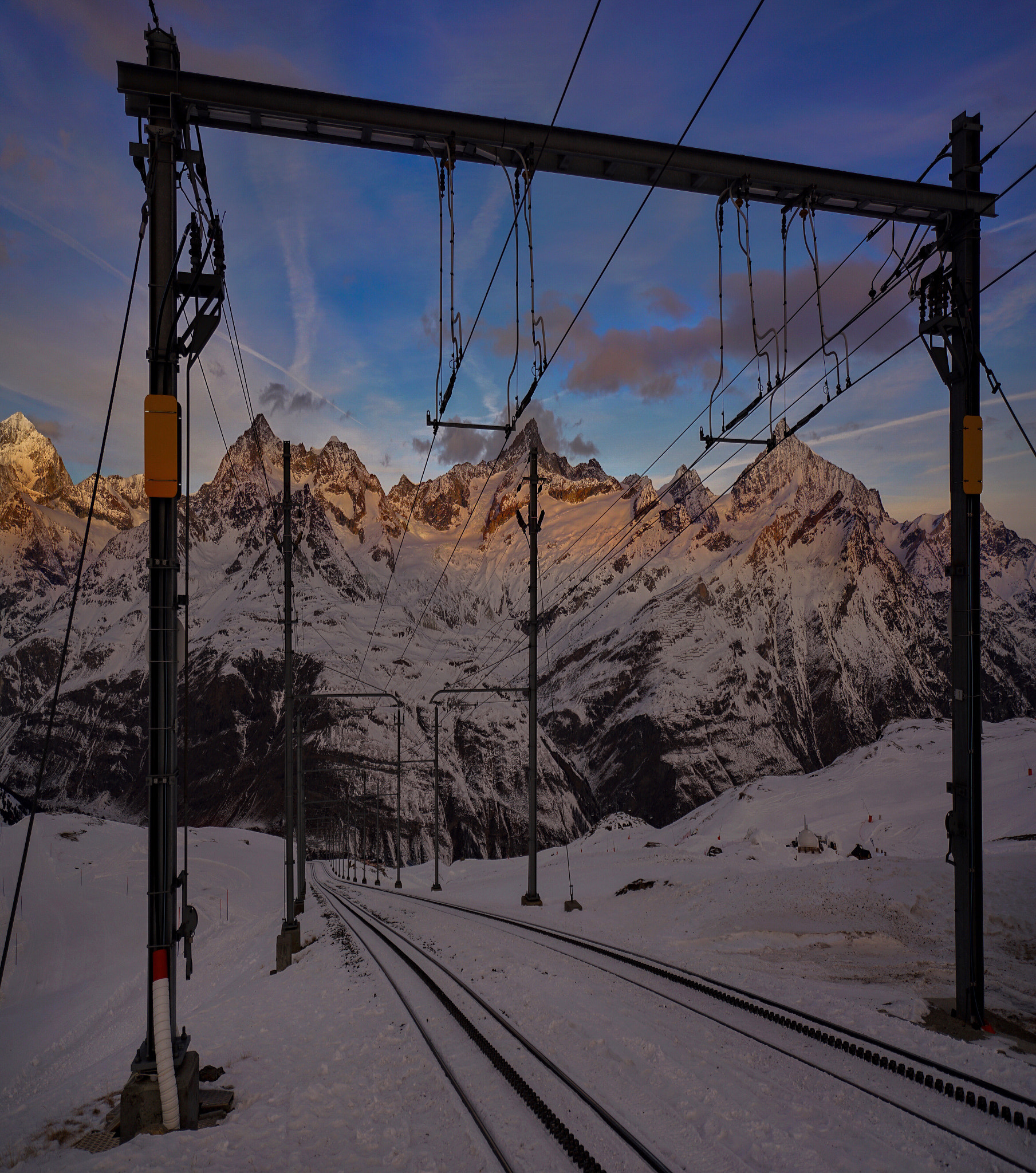 Sony a7R II + Sony Vario-Tessar T* FE 16-35mm F4 ZA OSS sample photo. The matterhorn railway photography