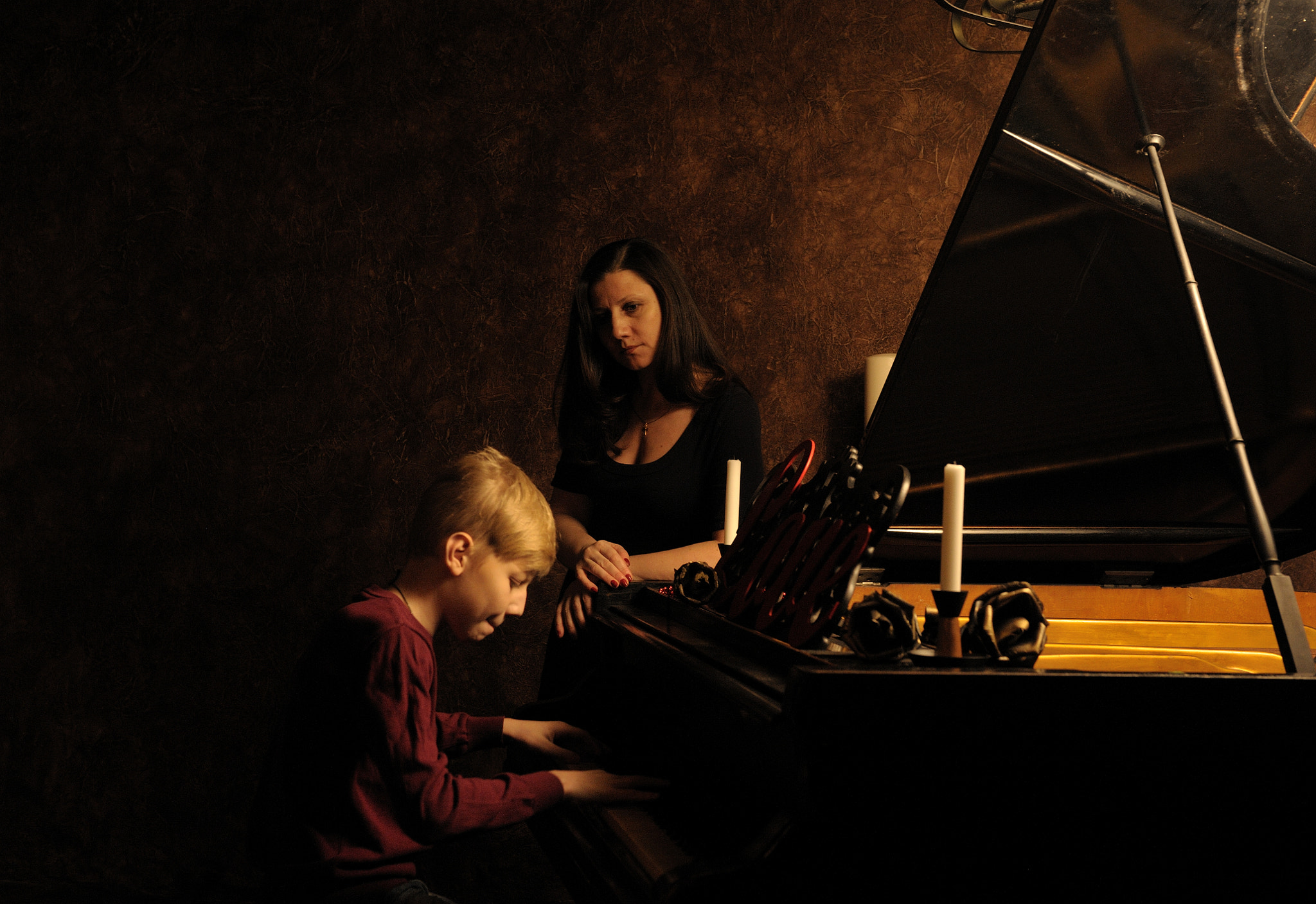 Nikon AF-S Nikkor 28-70mm F2.8 ED-IF sample photo. Piano photography