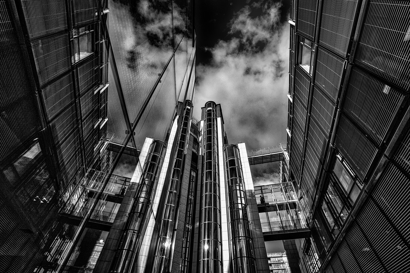 Canon EF 16-35mm F2.8L USM sample photo. Aker brygge photography