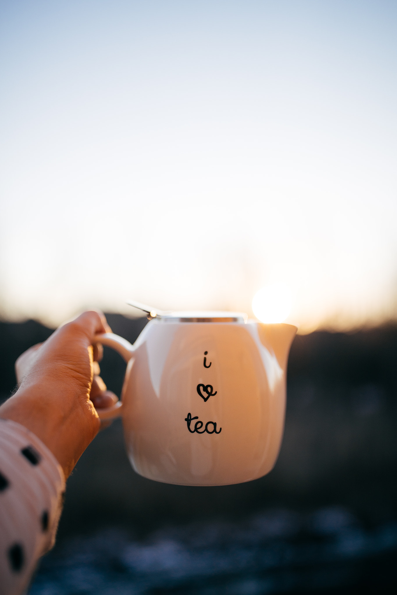 Canon EF 35mm F1.4L II USM sample photo. Sunset teatime photography