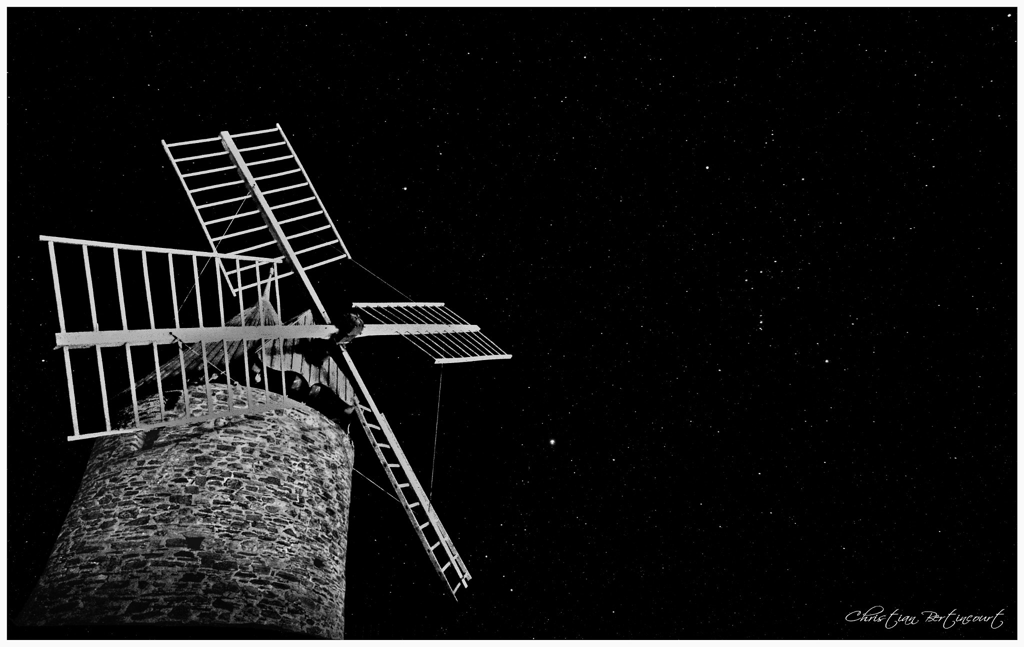 Canon EF 16-35mm F2.8L II USM sample photo. Les Étoiles du moulin photography