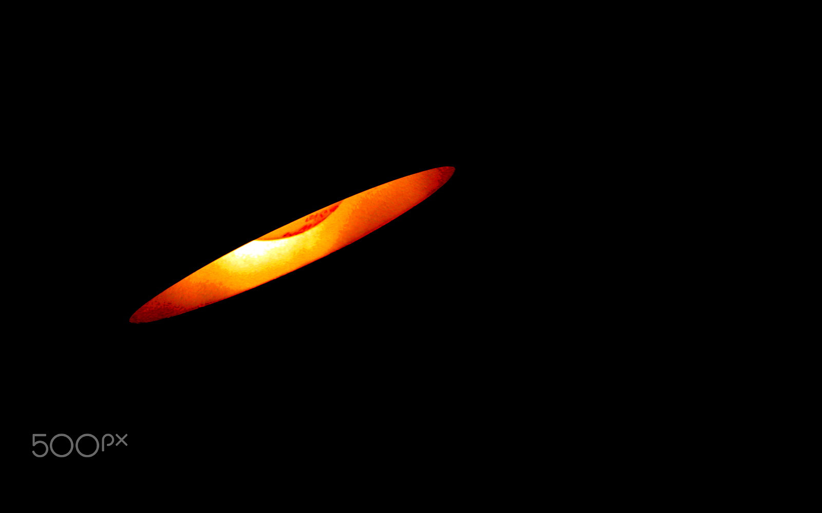 Canon POWERSHOT G7 sample photo. The glowing disc photography